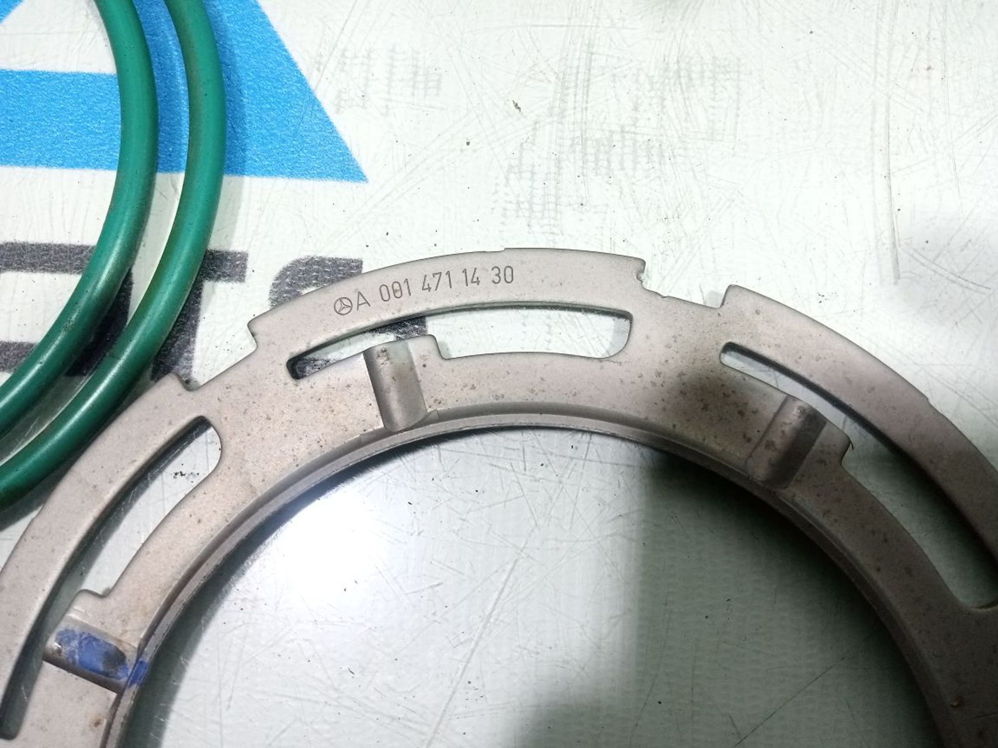 https://ycs.partsauto.market/partsauto-images/thmbs/userImages/b7628e092085f1f91467af1afb6e7630/part/3223c611-8d3a-41a3-b10e-93741ee1f7c0_1747848299619.jpg