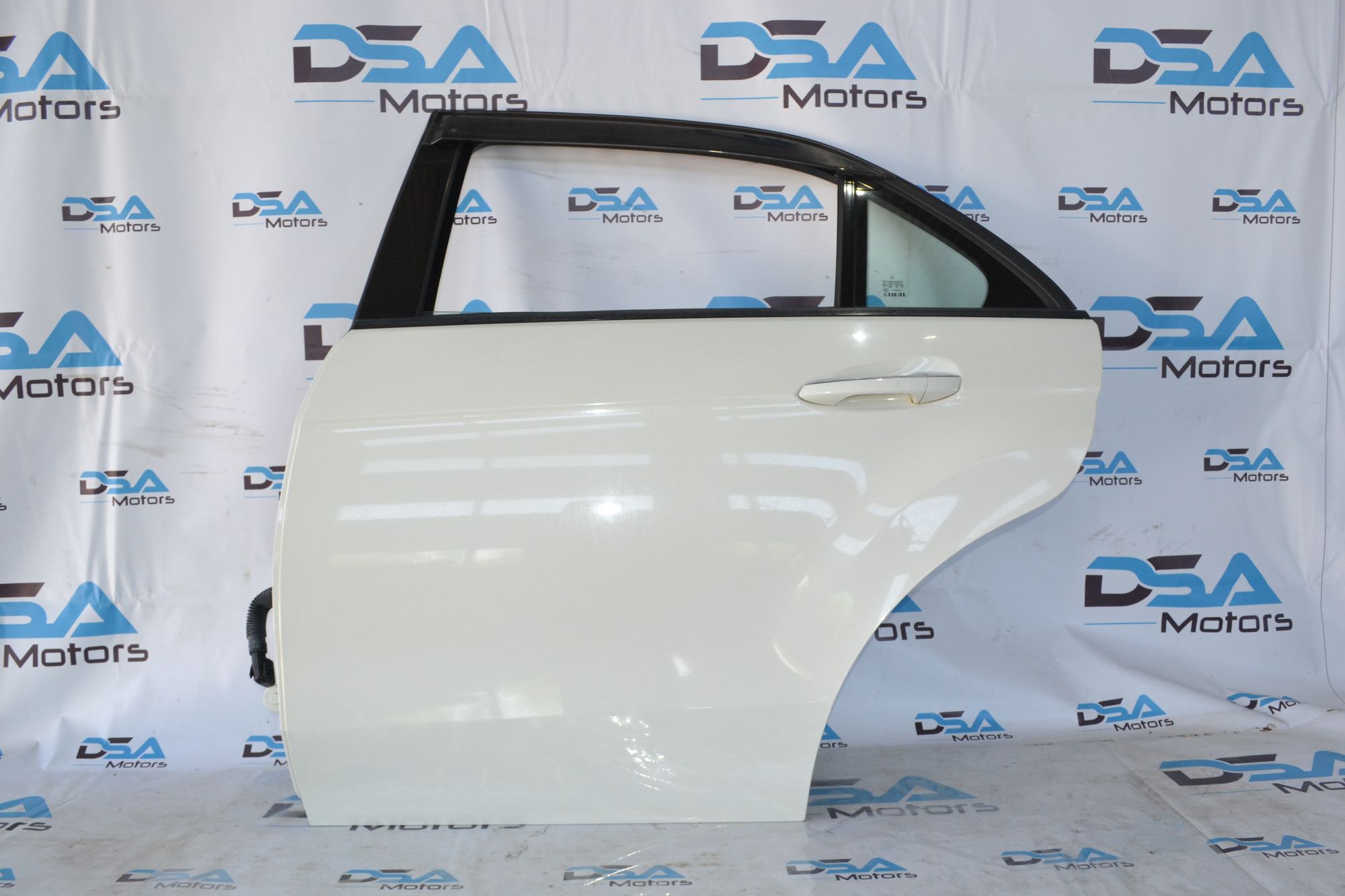 https://ycs.partsauto.market/partsauto-images/thmbs/userImages/b7628e092085f1f91467af1afb6e7630/part/32afac05-a759-4827-9eba-6748b51ff233_1782910038454.jpg