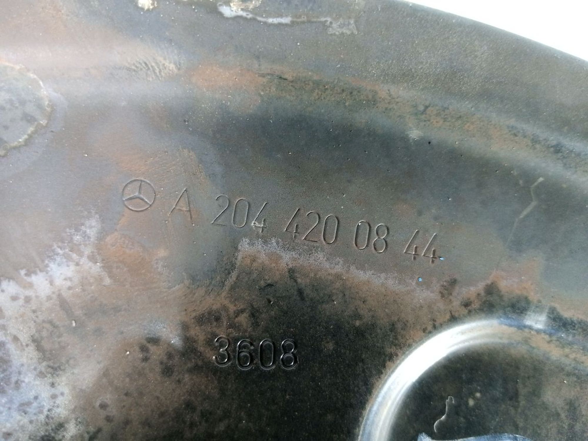 https://ycs.partsauto.market/partsauto-images/thmbs/userImages/b7628e092085f1f91467af1afb6e7630/part/32bb794a-d838-4cfb-aa26-e649ca793eec_1735289091878.jpg