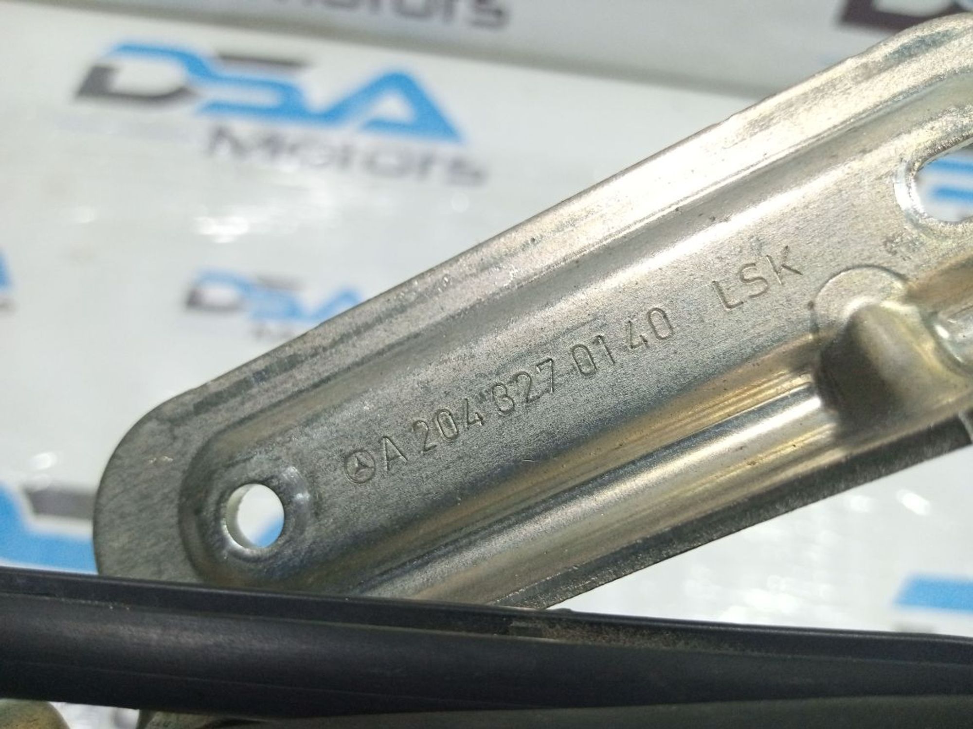 https://ycs.partsauto.market/partsauto-images/thmbs/userImages/b7628e092085f1f91467af1afb6e7630/part/32c64d9b-a7ff-4519-b25b-e1292bcdecc6_1749817375553.jpg