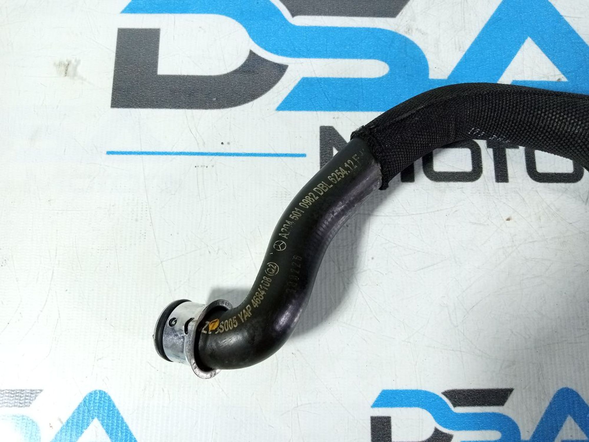 https://ycs.partsauto.market/partsauto-images/thmbs/userImages/b7628e092085f1f91467af1afb6e7630/part/3306e89f-dd78-4643-94ce-5e328fc7b2e8_1742646537228.jpg