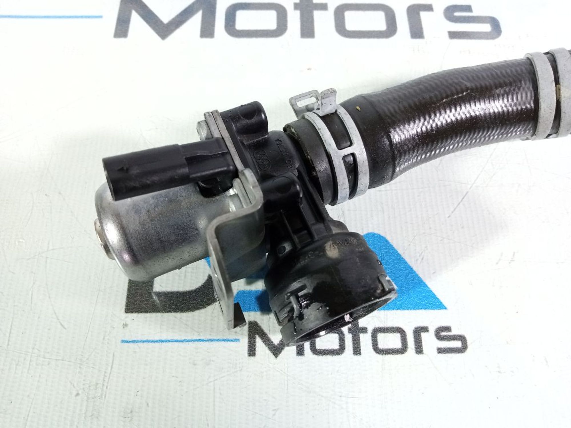https://ycs.partsauto.market/partsauto-images/thmbs/userImages/b7628e092085f1f91467af1afb6e7630/part/3339543b-5596-4a78-bad1-24af72ff6251_1742643458156.jpg