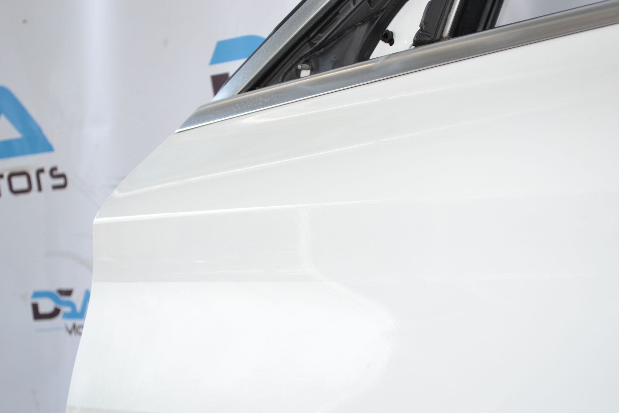 https://ycs.partsauto.market/partsauto-images/thmbs/userImages/b7628e092085f1f91467af1afb6e7630/part/3476aea2-c9a7-4eb9-a71d-1a67ce8385db_1783333344930.jpg