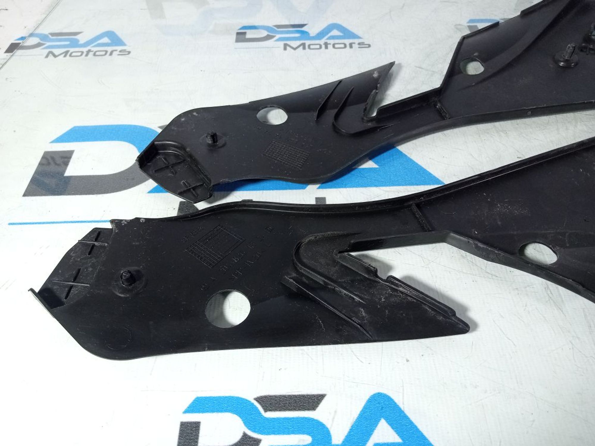 https://ycs.partsauto.market/partsauto-images/thmbs/userImages/b7628e092085f1f91467af1afb6e7630/part/349a8210-d205-4ba3-bfb4-b6dd8a3eba6b_1741336967749.jpg