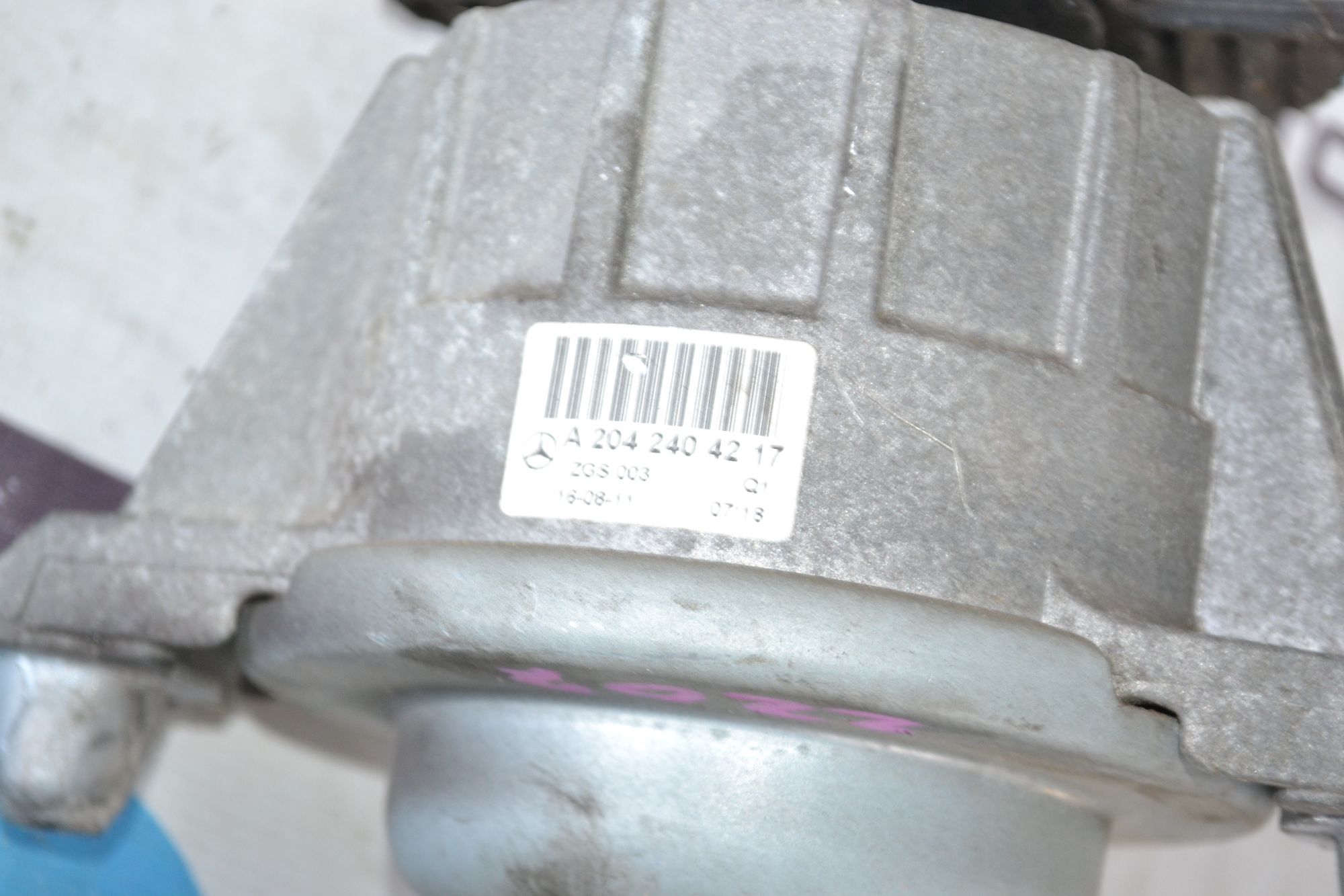 https://ycs.partsauto.market/partsauto-images/thmbs/userImages/b7628e092085f1f91467af1afb6e7630/part/34d897c4-437e-4a1f-9dbe-a93c4dcbb4cd_1785313972765.jpg