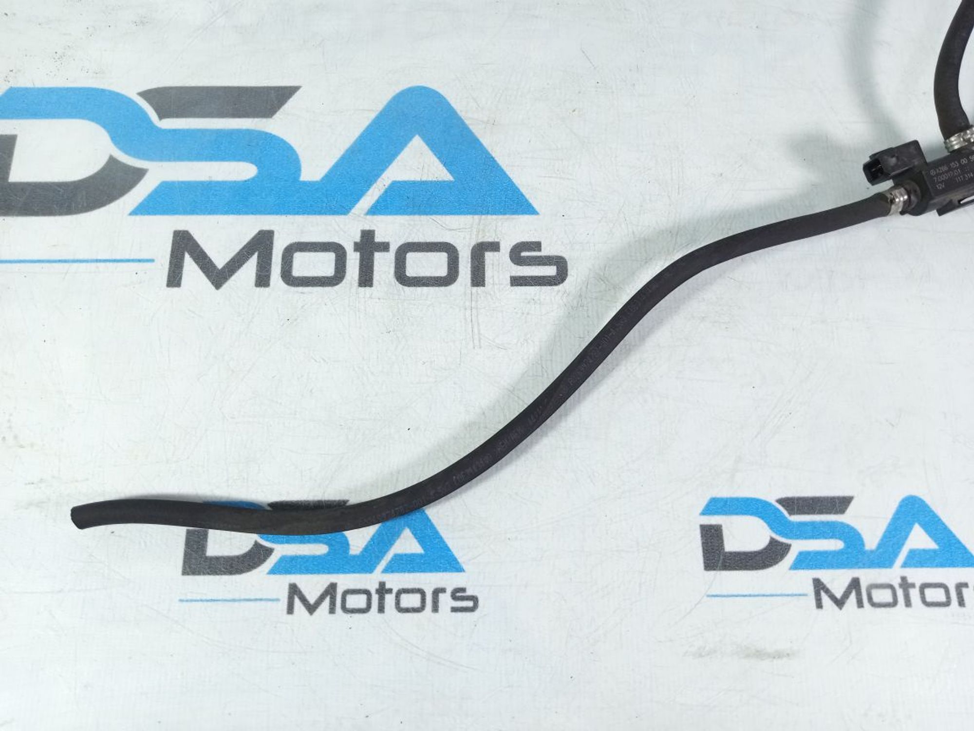 https://ycs.partsauto.market/partsauto-images/thmbs/userImages/b7628e092085f1f91467af1afb6e7630/part/34dec8a9-ccc7-47fc-9c35-b253349bb5ad_1744702533977.jpg