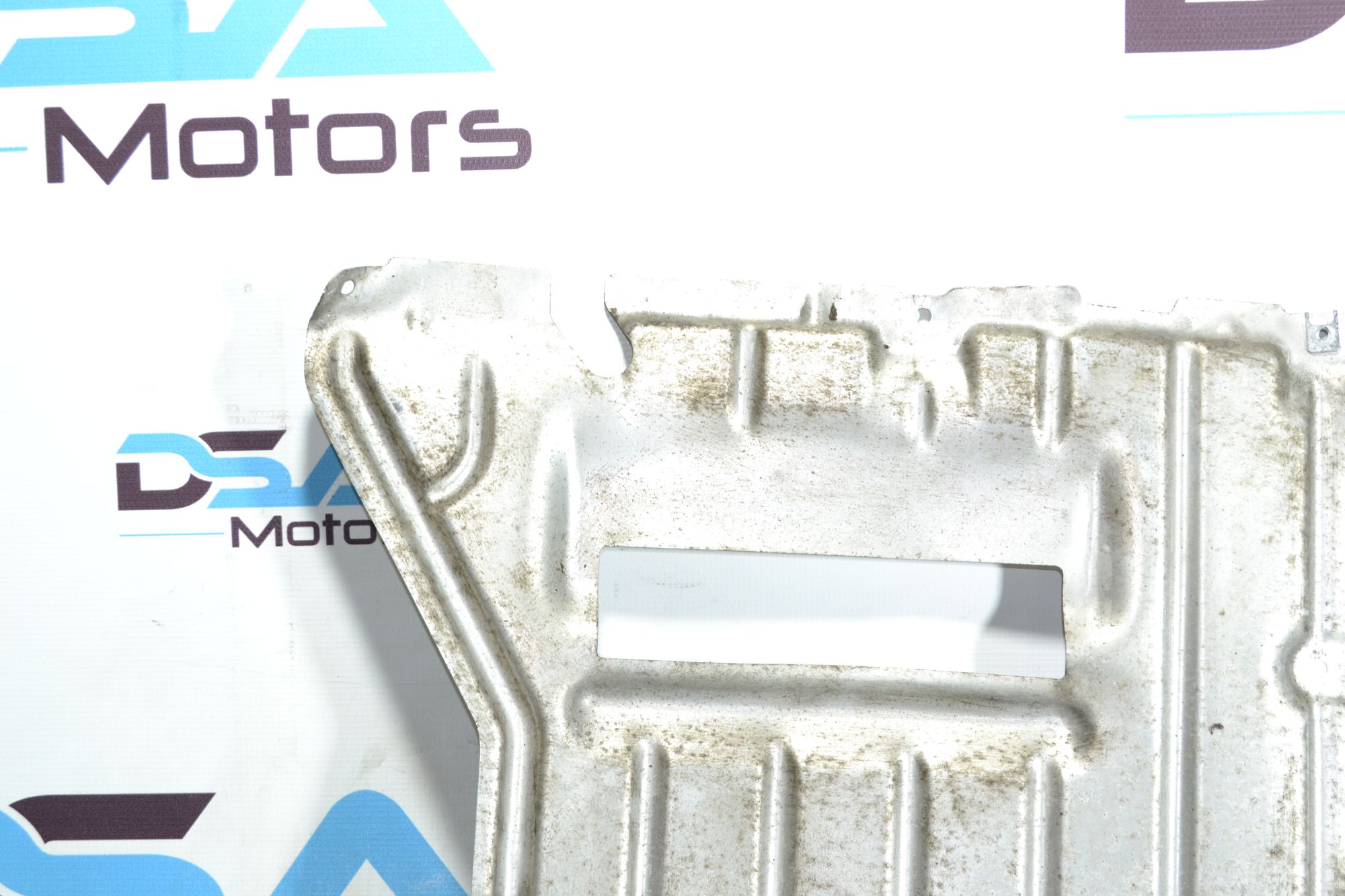 https://ycs.partsauto.market/partsauto-images/thmbs/userImages/b7628e092085f1f91467af1afb6e7630/part/34e139e1-0008-48c0-9a2e-43c66ec952cc_1783077599324.jpg