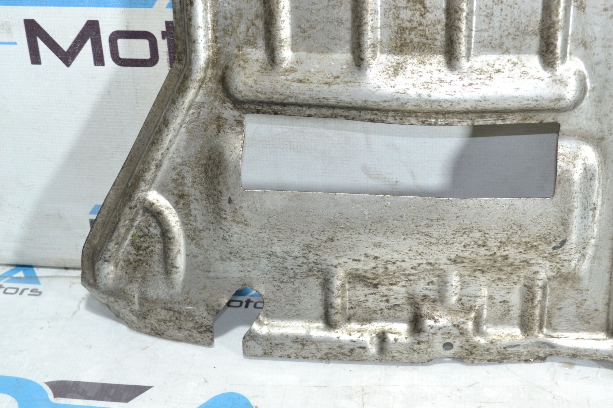 https://ycs.partsauto.market/partsauto-images/thmbs/userImages/b7628e092085f1f91467af1afb6e7630/part/34f6af4a-2842-4899-9387-8a4d13dddbd1_1783077600922.jpg