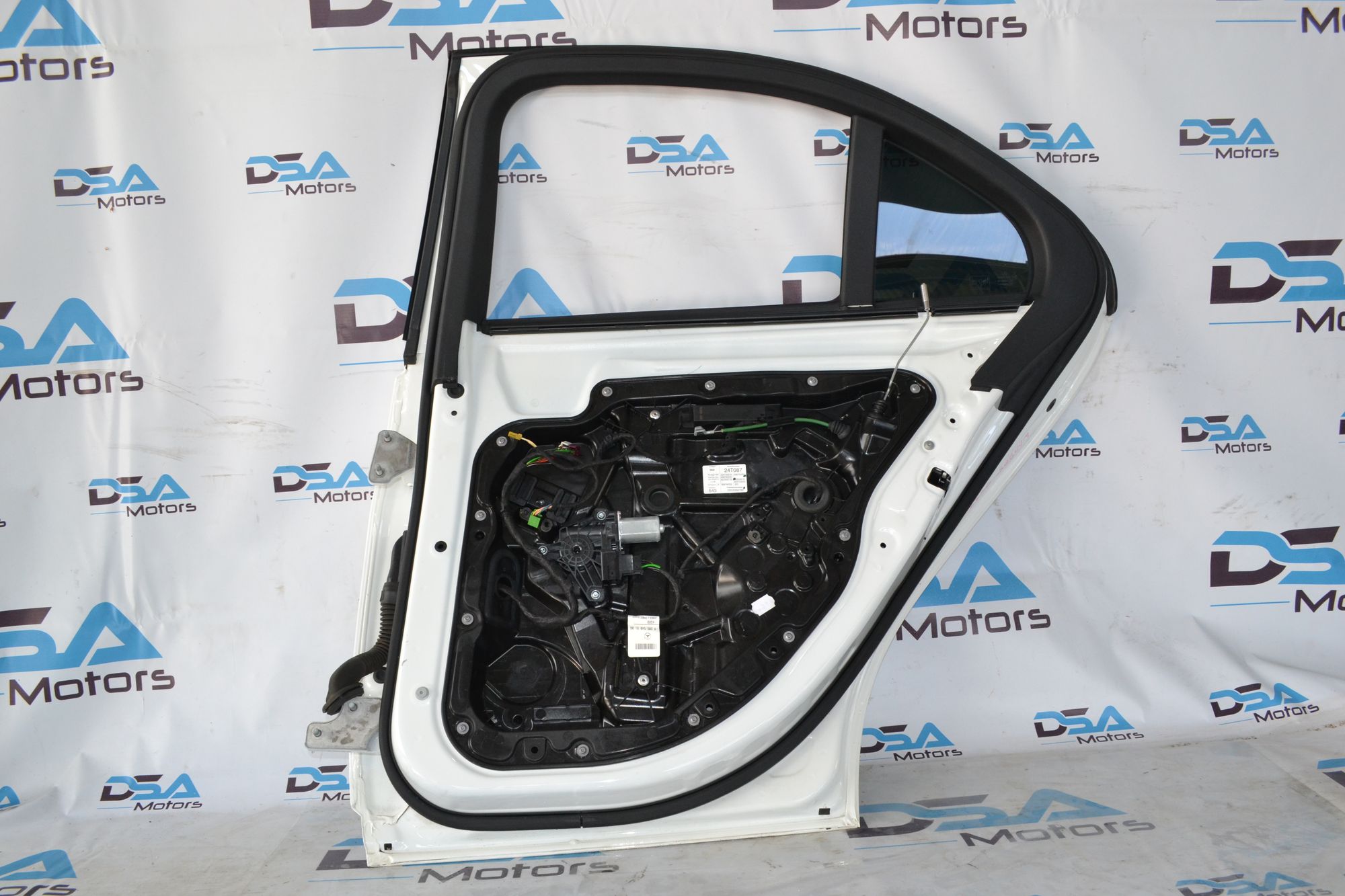 https://ycs.partsauto.market/partsauto-images/thmbs/userImages/b7628e092085f1f91467af1afb6e7630/part/3501a3e6-24a8-41b0-ab6d-41896d40386c_1782883689313.jpg