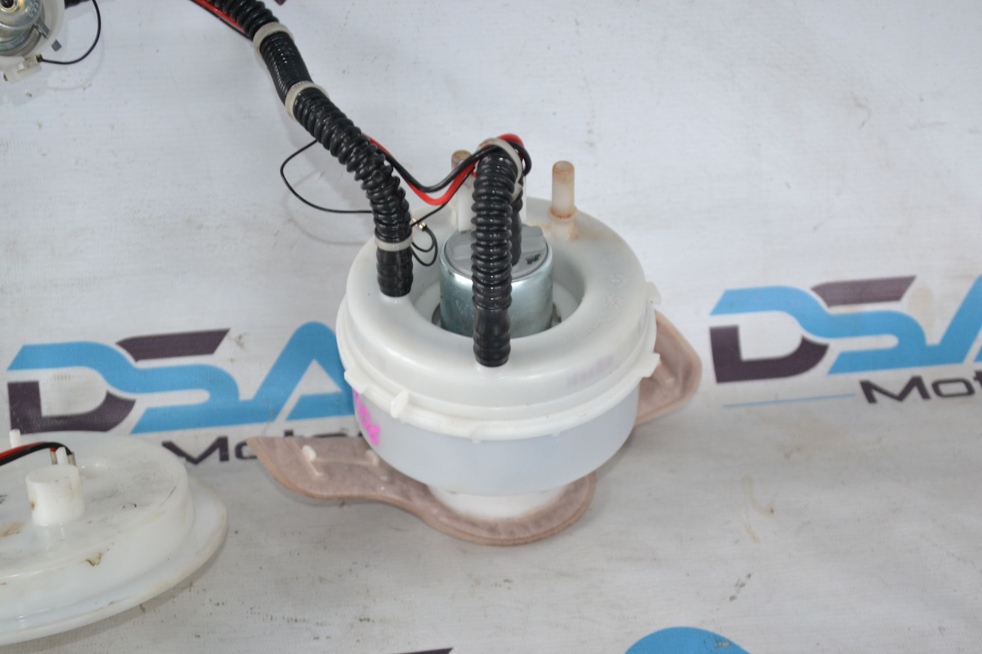 https://ycs.partsauto.market/partsauto-images/thmbs/userImages/b7628e092085f1f91467af1afb6e7630/part/35176b71-7b4e-462c-a5ed-c0236c97568d_1784960783707.jpg