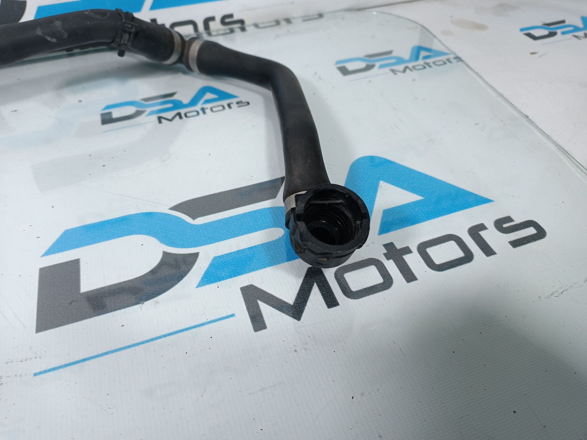 https://ycs.partsauto.market/partsauto-images/thmbs/userImages/b7628e092085f1f91467af1afb6e7630/part/3593e43e-e363-460f-be03-1395739b6c65_1704133696771.jpg