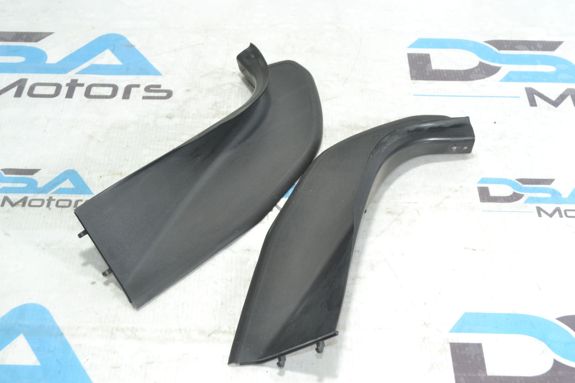 https://ycs.partsauto.market/partsauto-images/thmbs/userImages/b7628e092085f1f91467af1afb6e7630/part/35f25b7c-275d-43e3-91f0-0ec87e90b382_1781162809206.jpg