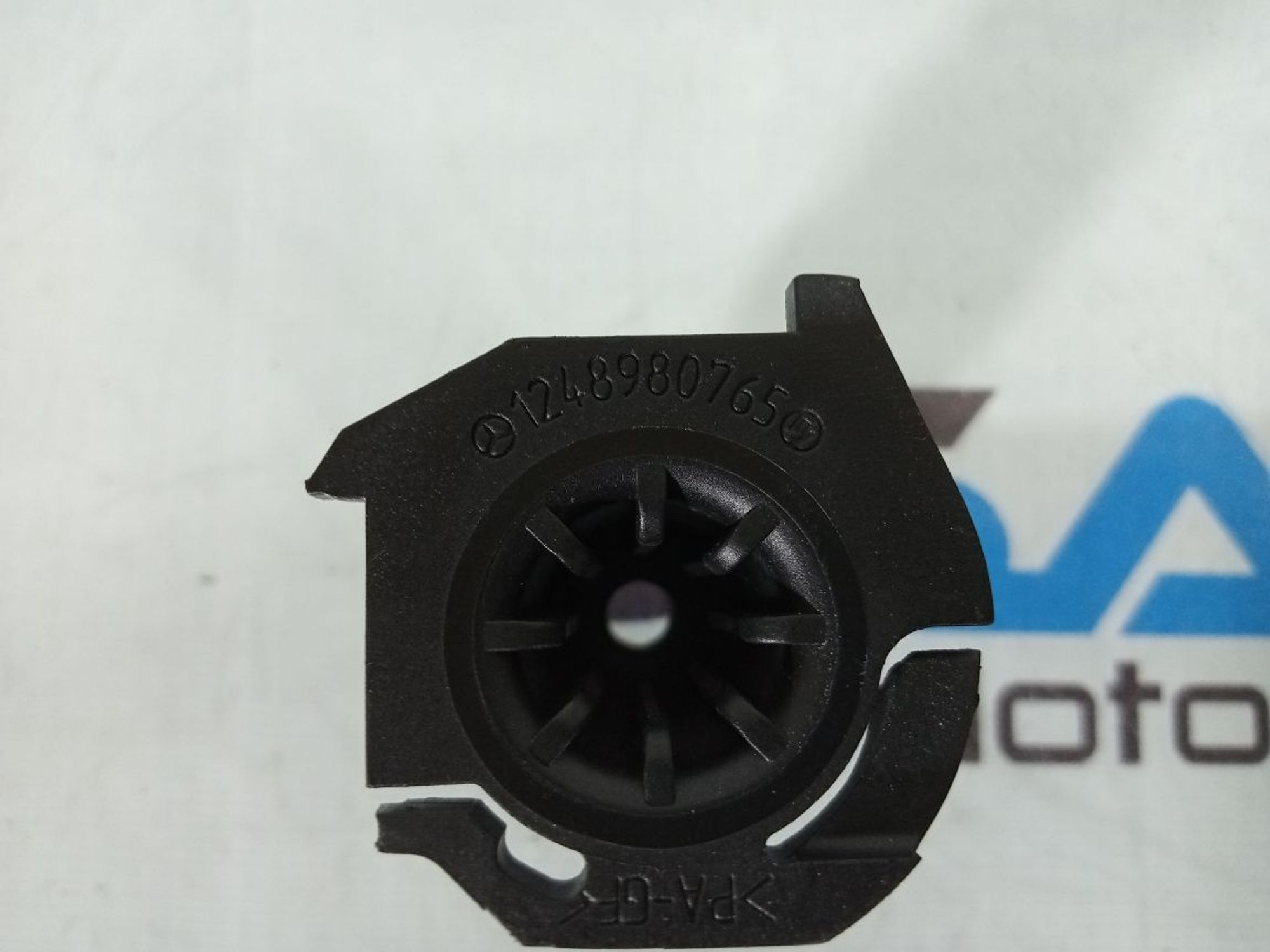 https://ycs.partsauto.market/partsauto-images/thmbs/userImages/b7628e092085f1f91467af1afb6e7630/part/361aa499-8028-46e9-80d4-8564846ec176_1730908174655.jpg
