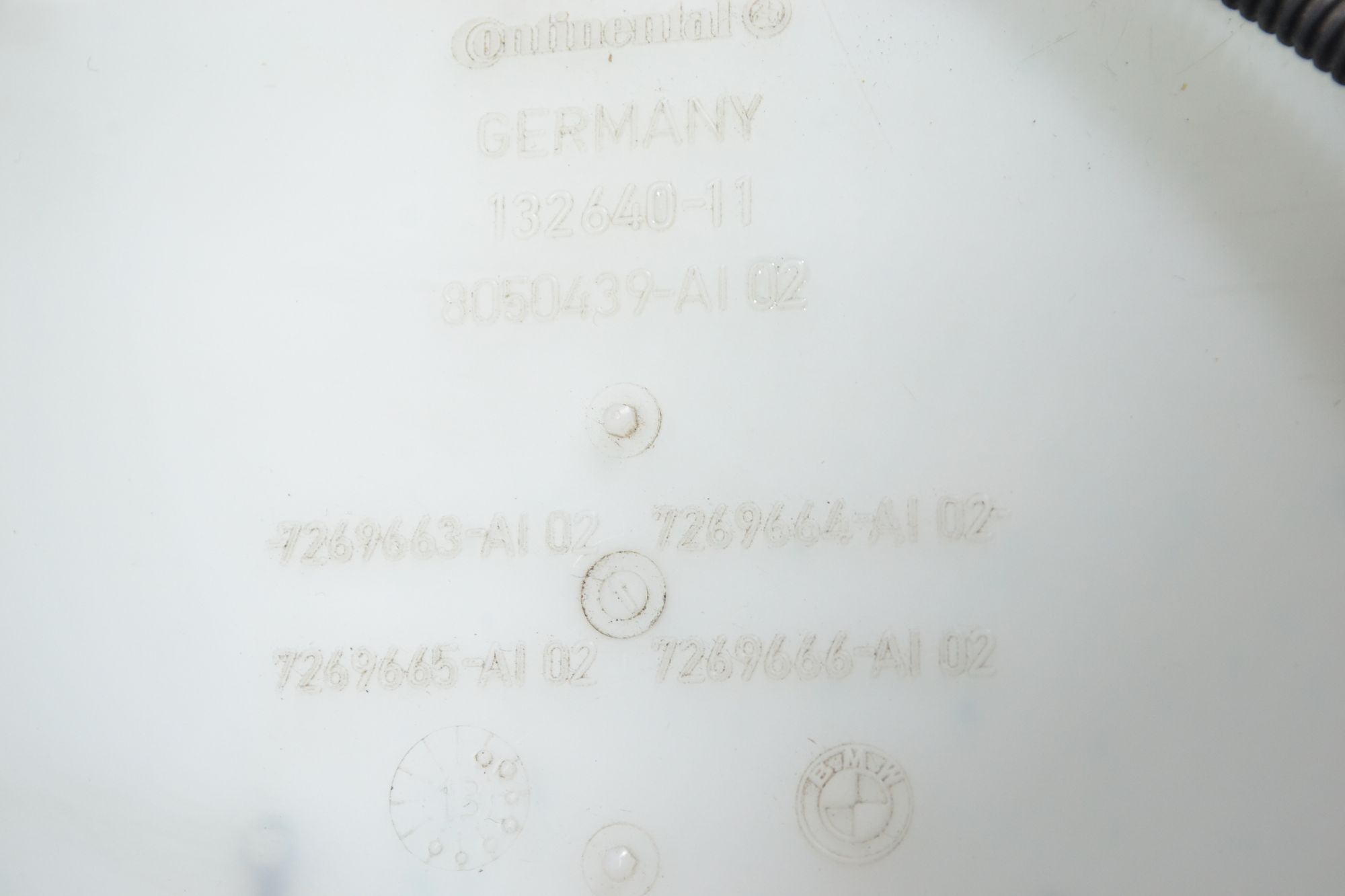 https://ycs.partsauto.market/partsauto-images/thmbs/userImages/b7628e092085f1f91467af1afb6e7630/part/367527c9-939d-44e5-8a31-62a87fbfb5f2_1782109713050.jpg