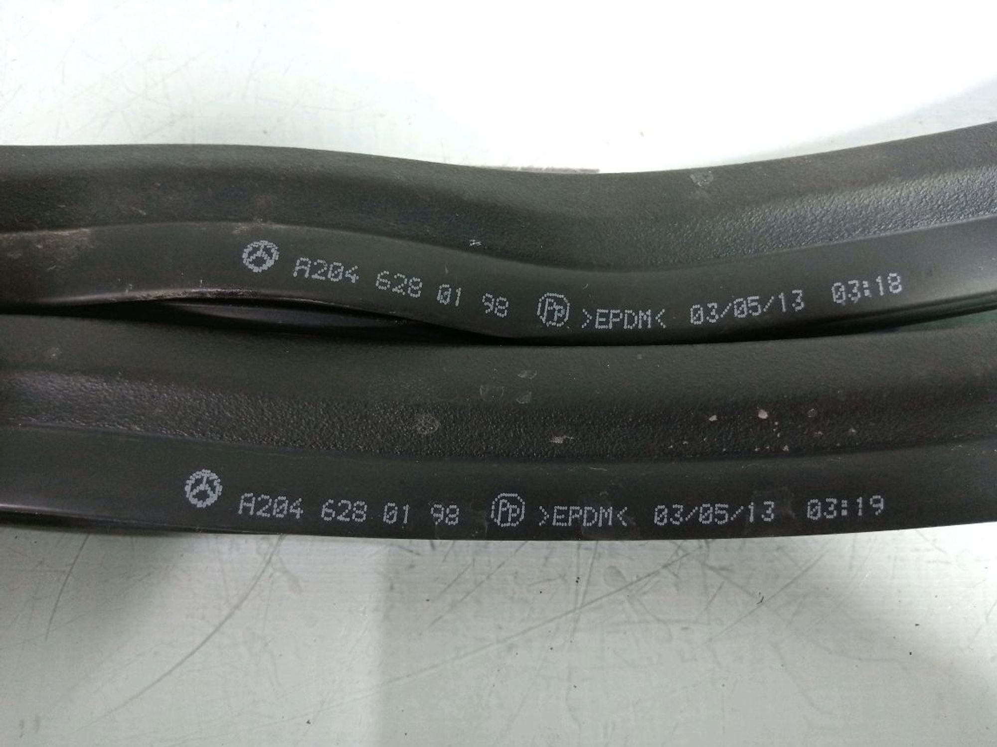 https://ycs.partsauto.market/partsauto-images/thmbs/userImages/b7628e092085f1f91467af1afb6e7630/part/368eff5f-ac70-41da-8b96-d880180349e3_1736501900451.jpg