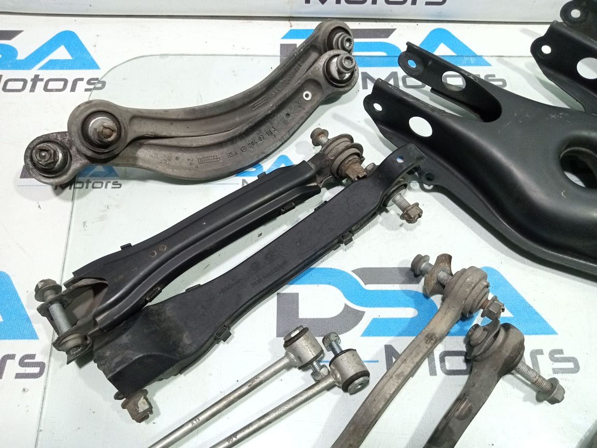 https://ycs.partsauto.market/partsauto-images/thmbs/userImages/b7628e092085f1f91467af1afb6e7630/part/36a83bf3-903b-4126-b540-2f84c898bf7a_1748614902273.jpg