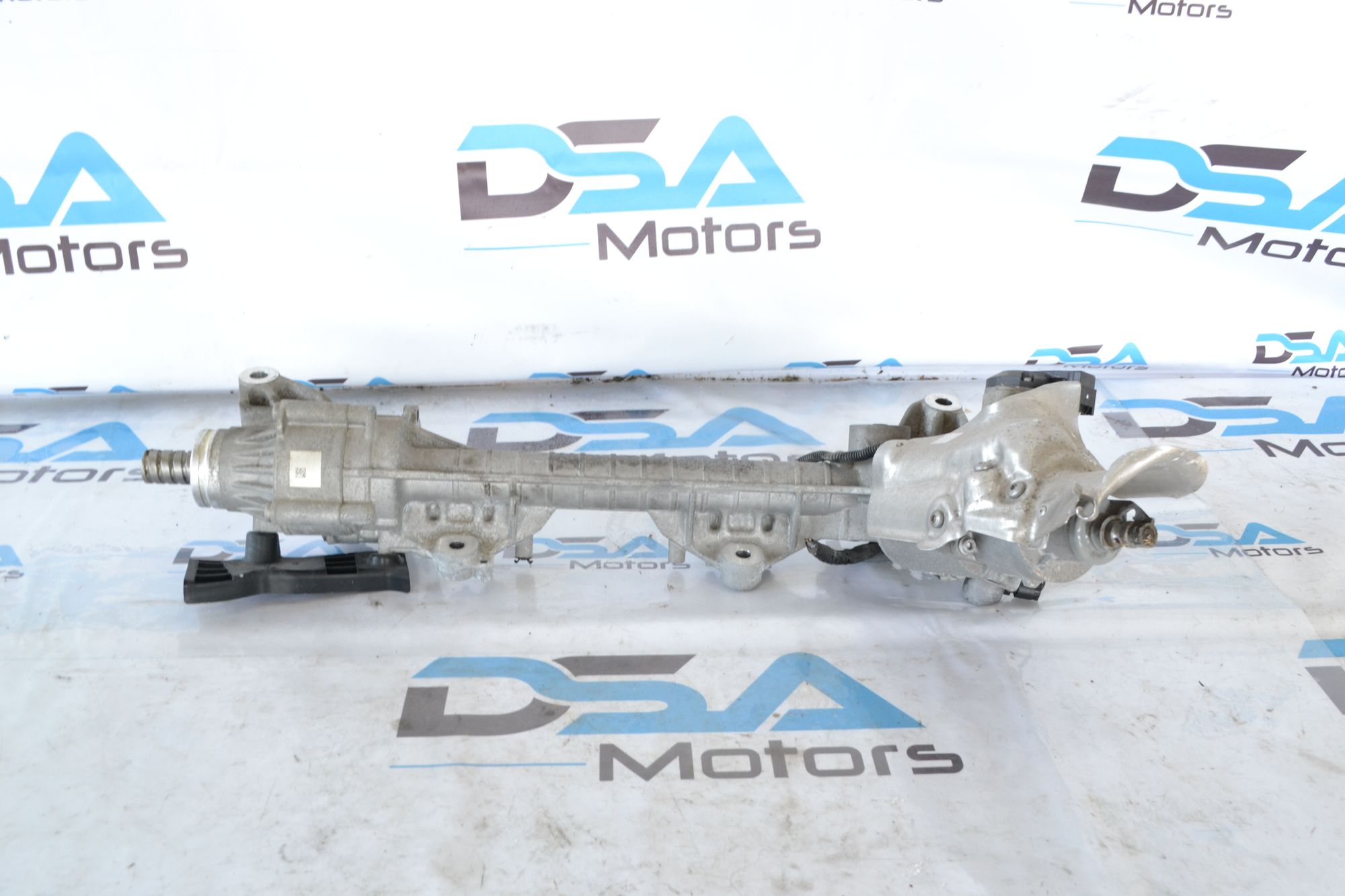 https://ycs.partsauto.market/partsauto-images/thmbs/userImages/b7628e092085f1f91467af1afb6e7630/part/36e03d17-32cc-4792-854f-16b99c3c2a4b_1781506925104.jpg
