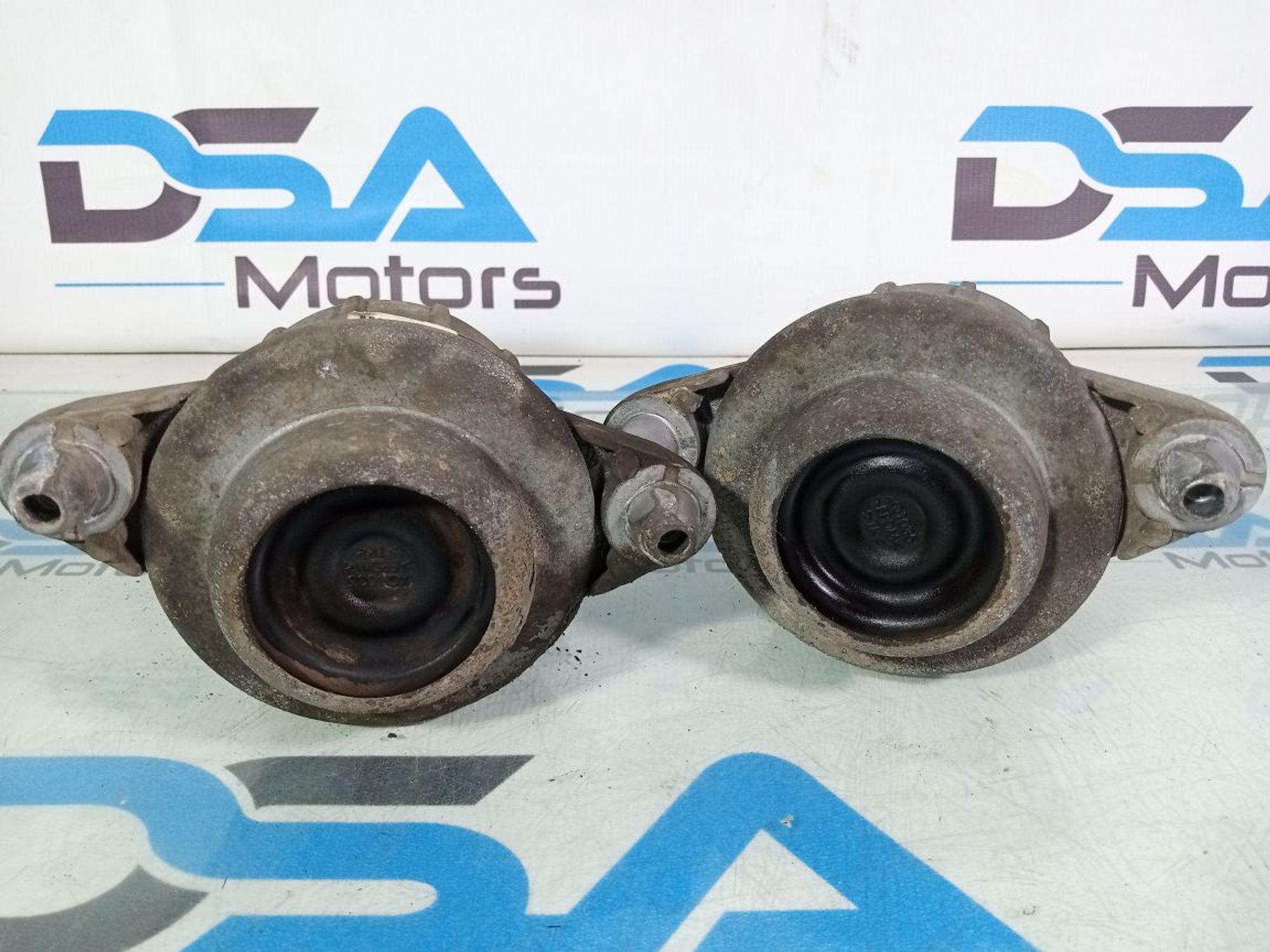 https://ycs.partsauto.market/partsauto-images/thmbs/userImages/b7628e092085f1f91467af1afb6e7630/part/36e142a0-aa1d-4b1d-b5cd-efd126319fb1_1743940353888.jpg