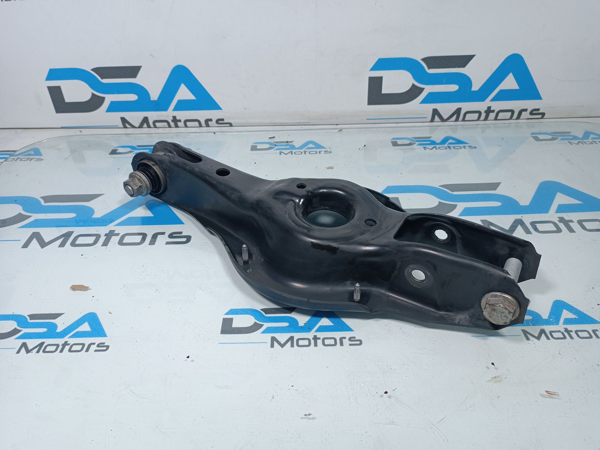 https://ycs.partsauto.market/partsauto-images/thmbs/userImages/b7628e092085f1f91467af1afb6e7630/part/3700f07a-36c1-45a0-9098-b1b2b08f3b9d_1704294055995.jpg