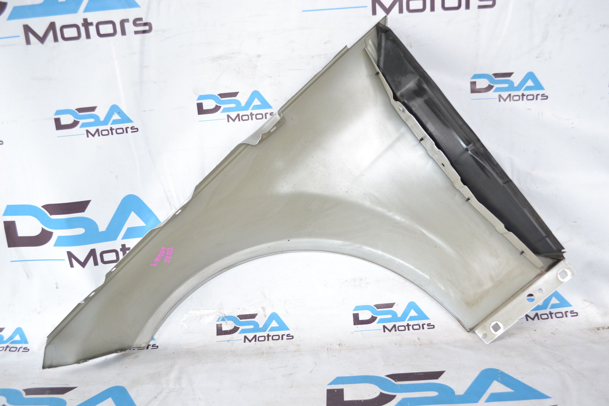 https://ycs.partsauto.market/partsauto-images/thmbs/userImages/b7628e092085f1f91467af1afb6e7630/part/3717c42b-621d-4068-9a7b-cb6fe8f93464_1784117192350.jpg