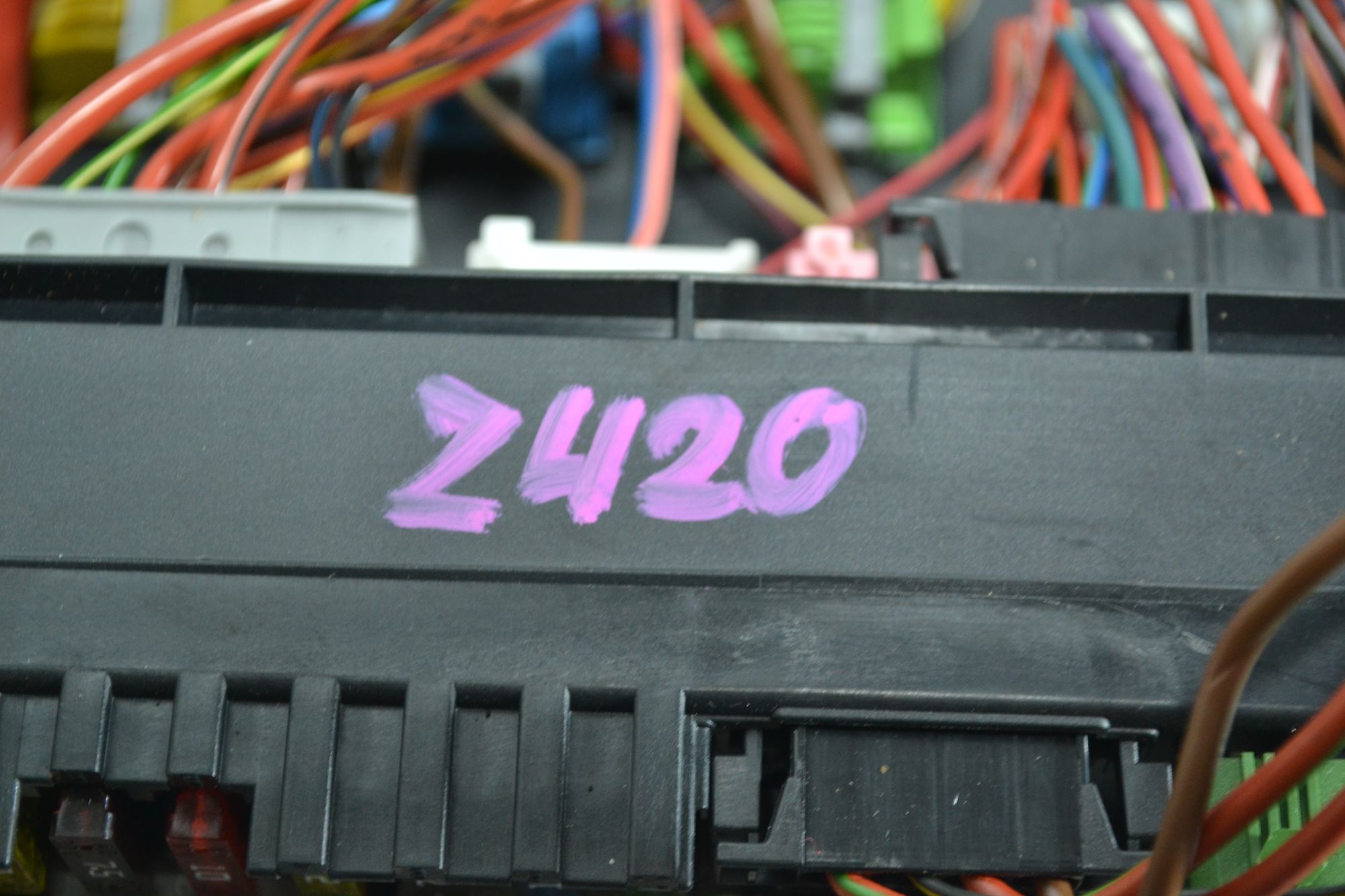 https://ycs.partsauto.market/partsauto-images/thmbs/userImages/b7628e092085f1f91467af1afb6e7630/part/372a23a8-7a18-4d29-b857-4ef320b4c541_1780557044874.jpg
