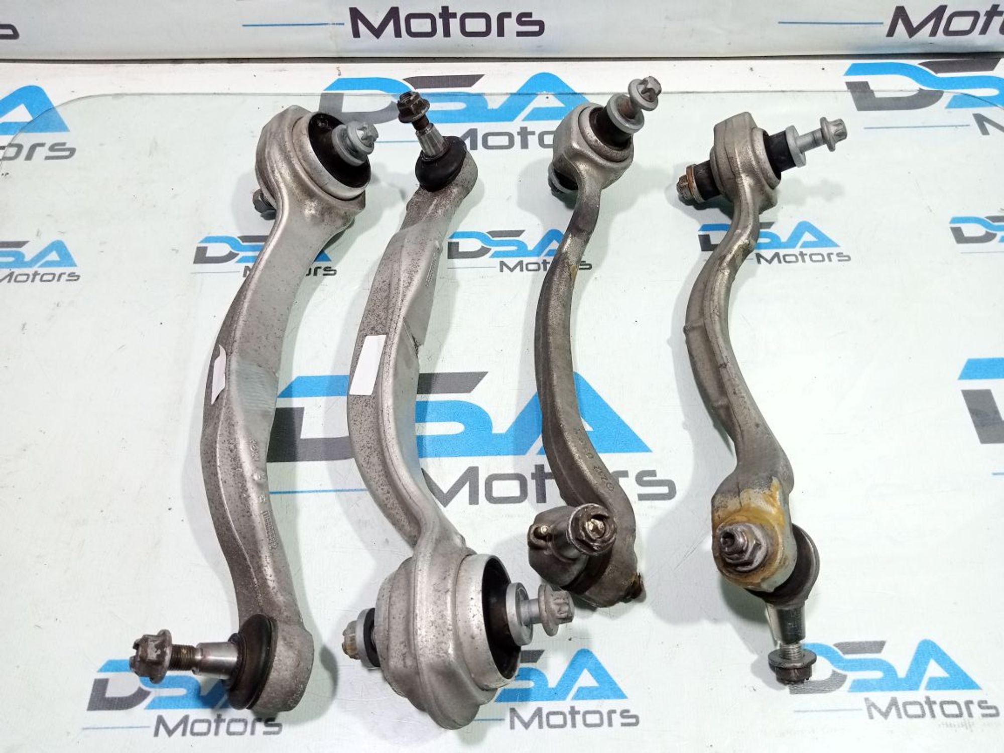 https://ycs.partsauto.market/partsauto-images/thmbs/userImages/b7628e092085f1f91467af1afb6e7630/part/37763355-d821-4f85-a54d-6850ccf02af6_1748410592266.jpg