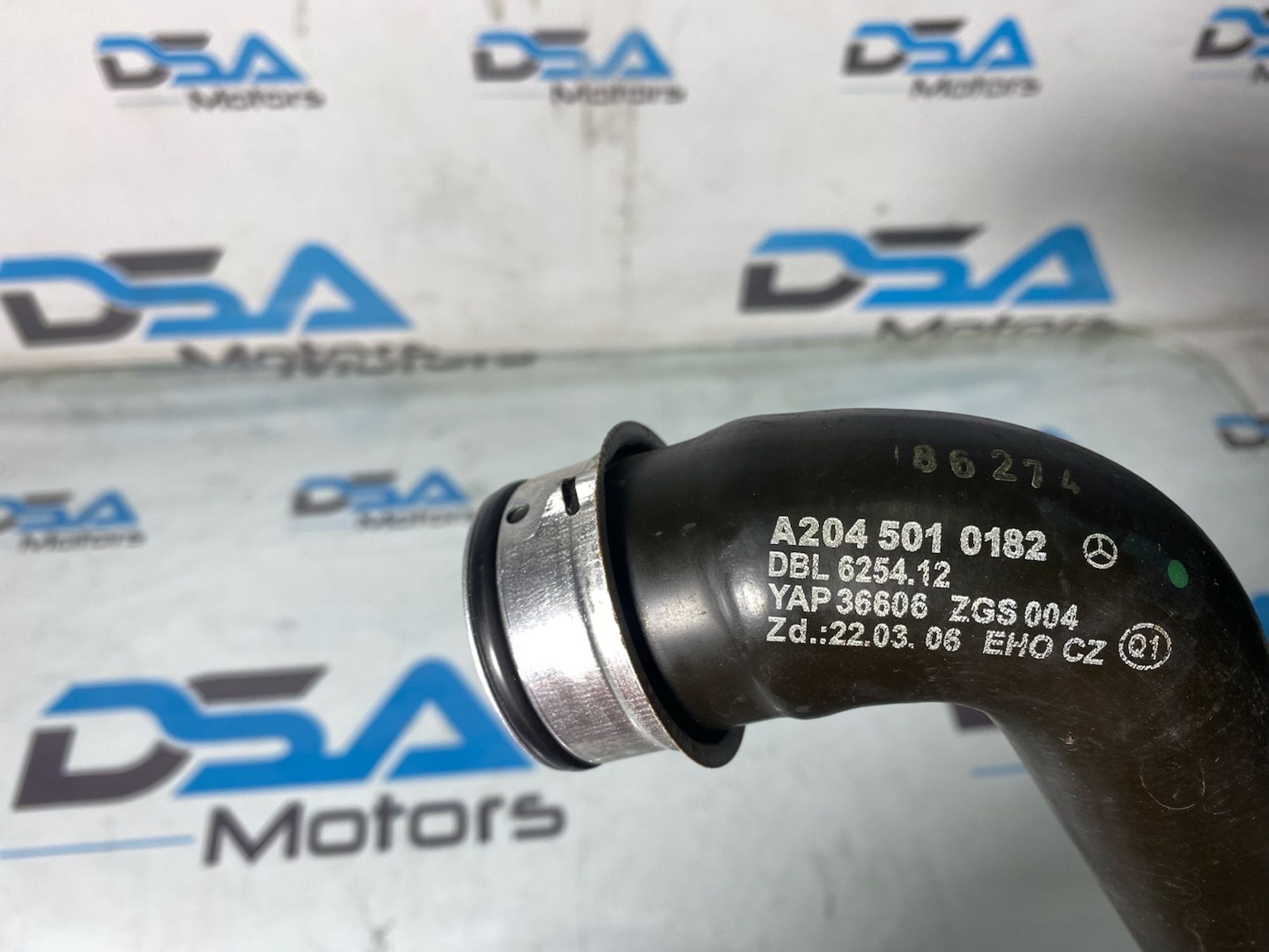 https://ycs.partsauto.market/partsauto-images/thmbs/userImages/b7628e092085f1f91467af1afb6e7630/part/378d6664-b6c9-40a2-a63d-5f308540cec3_1734693477717.jpg