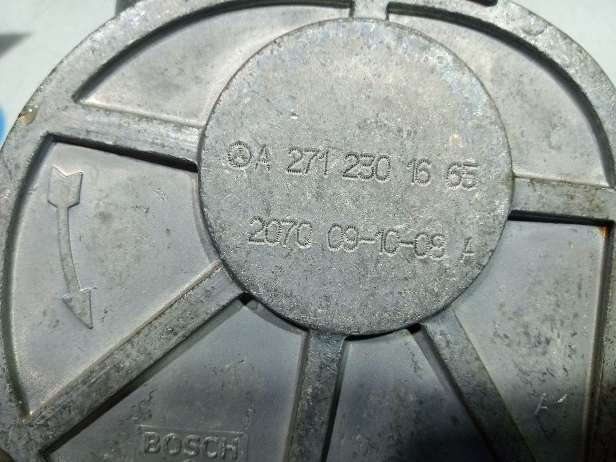 https://ycs.partsauto.market/partsauto-images/thmbs/userImages/b7628e092085f1f91467af1afb6e7630/part/37ddf76f-04e4-41e2-a86c-342b5d4d22df_1749062698641.jpg
