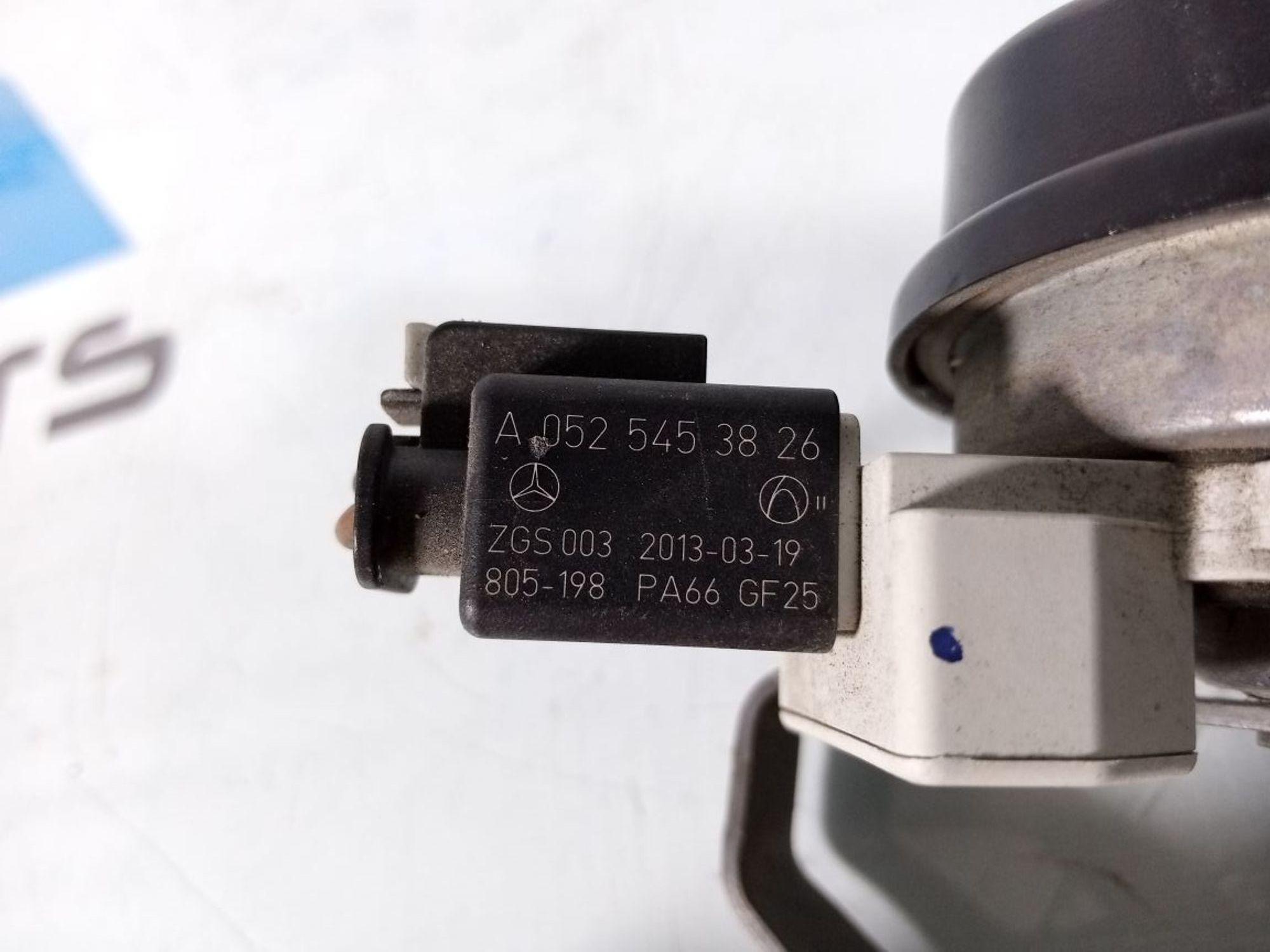 https://ycs.partsauto.market/partsauto-images/thmbs/userImages/b7628e092085f1f91467af1afb6e7630/part/37e9fc5d-354e-4d50-b079-09f6c1d56833_1721057874903.jpg