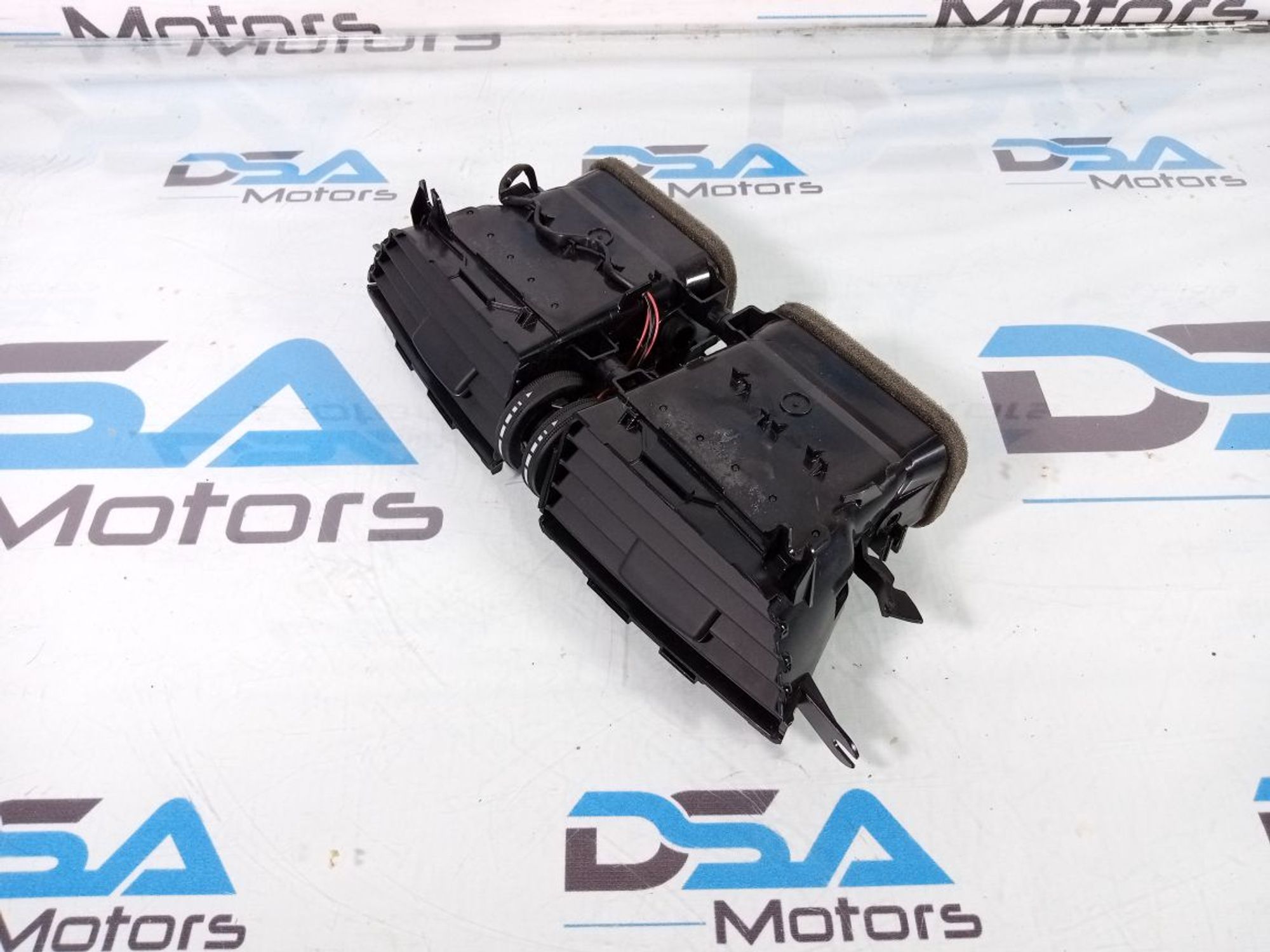 https://ycs.partsauto.market/partsauto-images/thmbs/userImages/b7628e092085f1f91467af1afb6e7630/part/38311c5e-12e0-48d7-bee2-f43aaa851e13_1726507438679.jpg