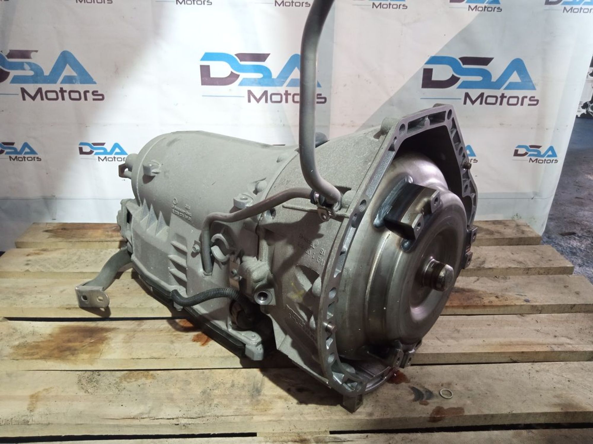https://ycs.partsauto.market/partsauto-images/thmbs/userImages/b7628e092085f1f91467af1afb6e7630/part/38834c10-42f3-4d8e-9181-734107a73077_1749017273984.jpg
