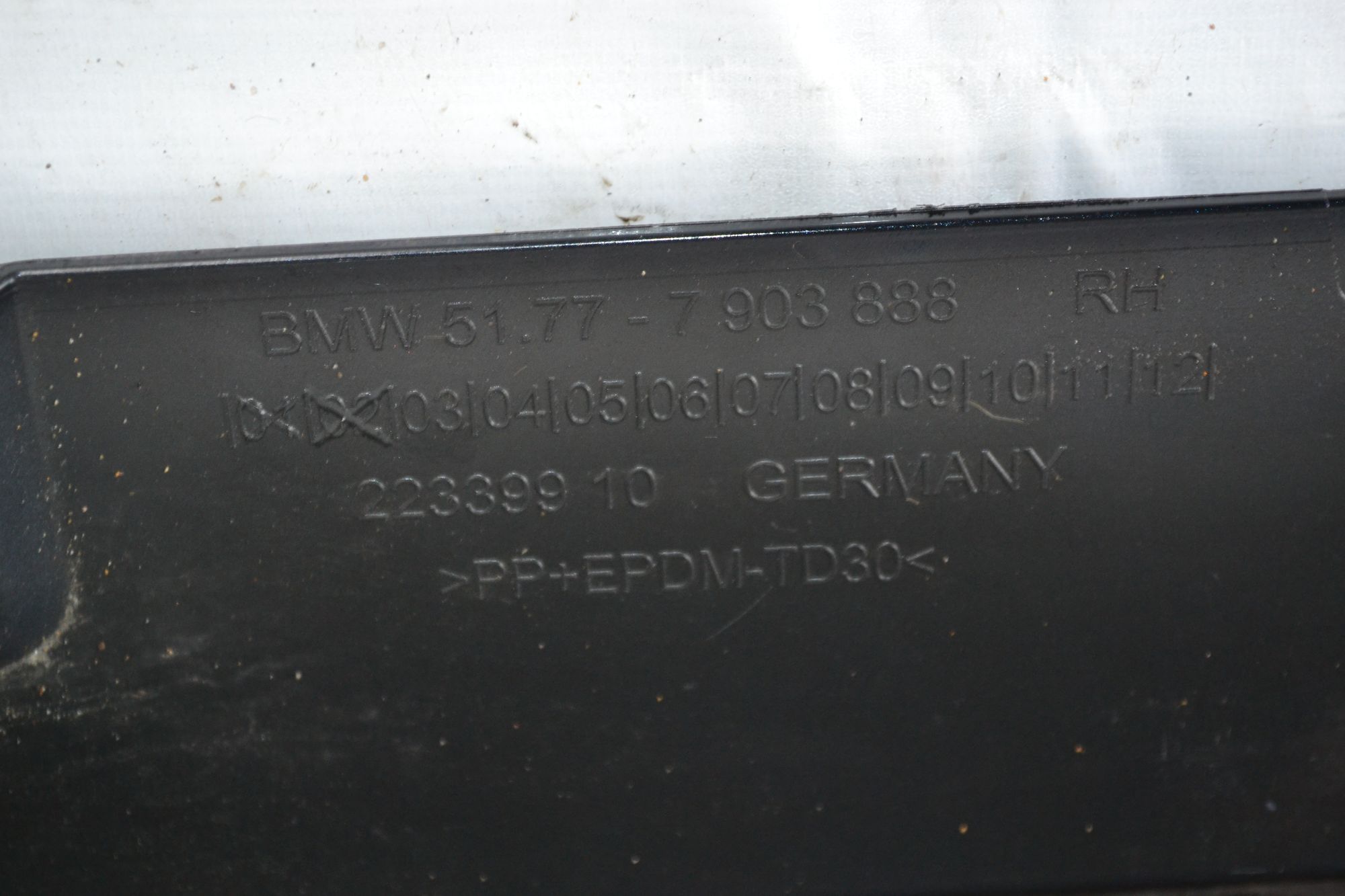 https://ycs.partsauto.market/partsauto-images/thmbs/userImages/b7628e092085f1f91467af1afb6e7630/part/388459e1-908d-4695-a7e5-fa2e96e8b9a0_1780989649098.jpg