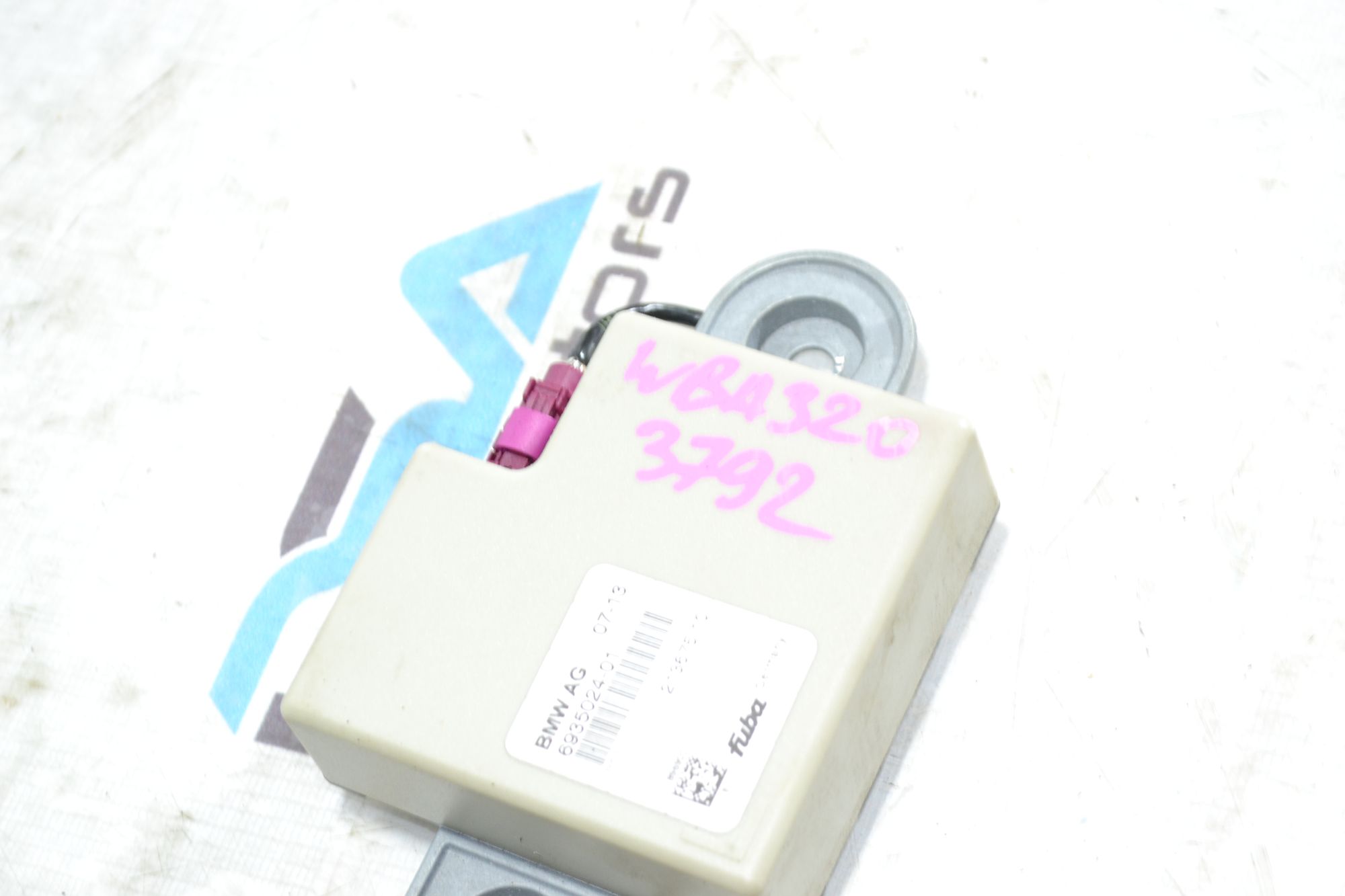 https://ycs.partsauto.market/partsauto-images/thmbs/userImages/b7628e092085f1f91467af1afb6e7630/part/38bf013e-49ac-4f73-9380-36913fa30e9c_1781591781920.jpg