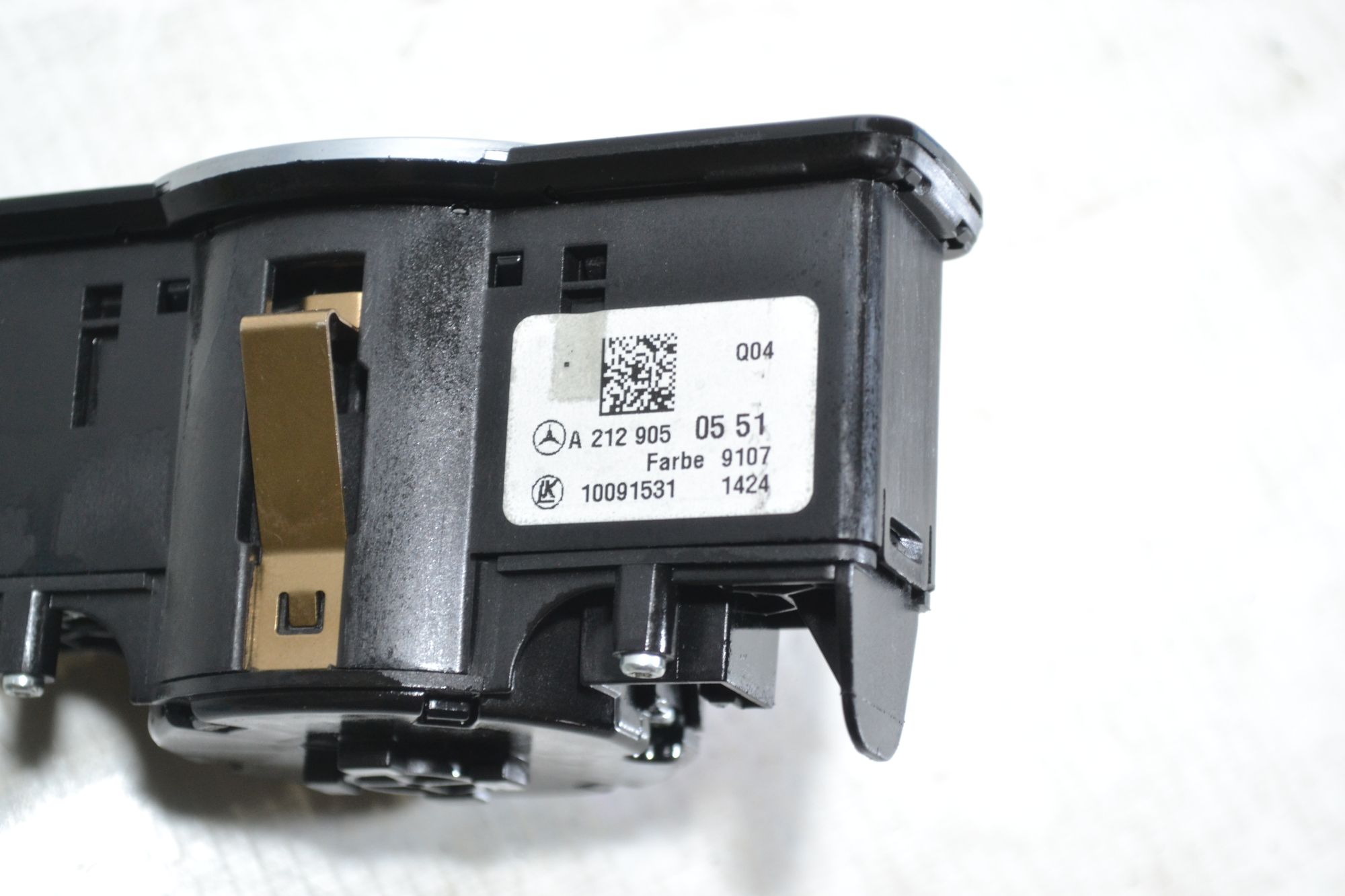 https://ycs.partsauto.market/partsauto-images/thmbs/userImages/b7628e092085f1f91467af1afb6e7630/part/38d19824-92cf-42d2-ac81-d561ba67d1db_1780991668328.jpg