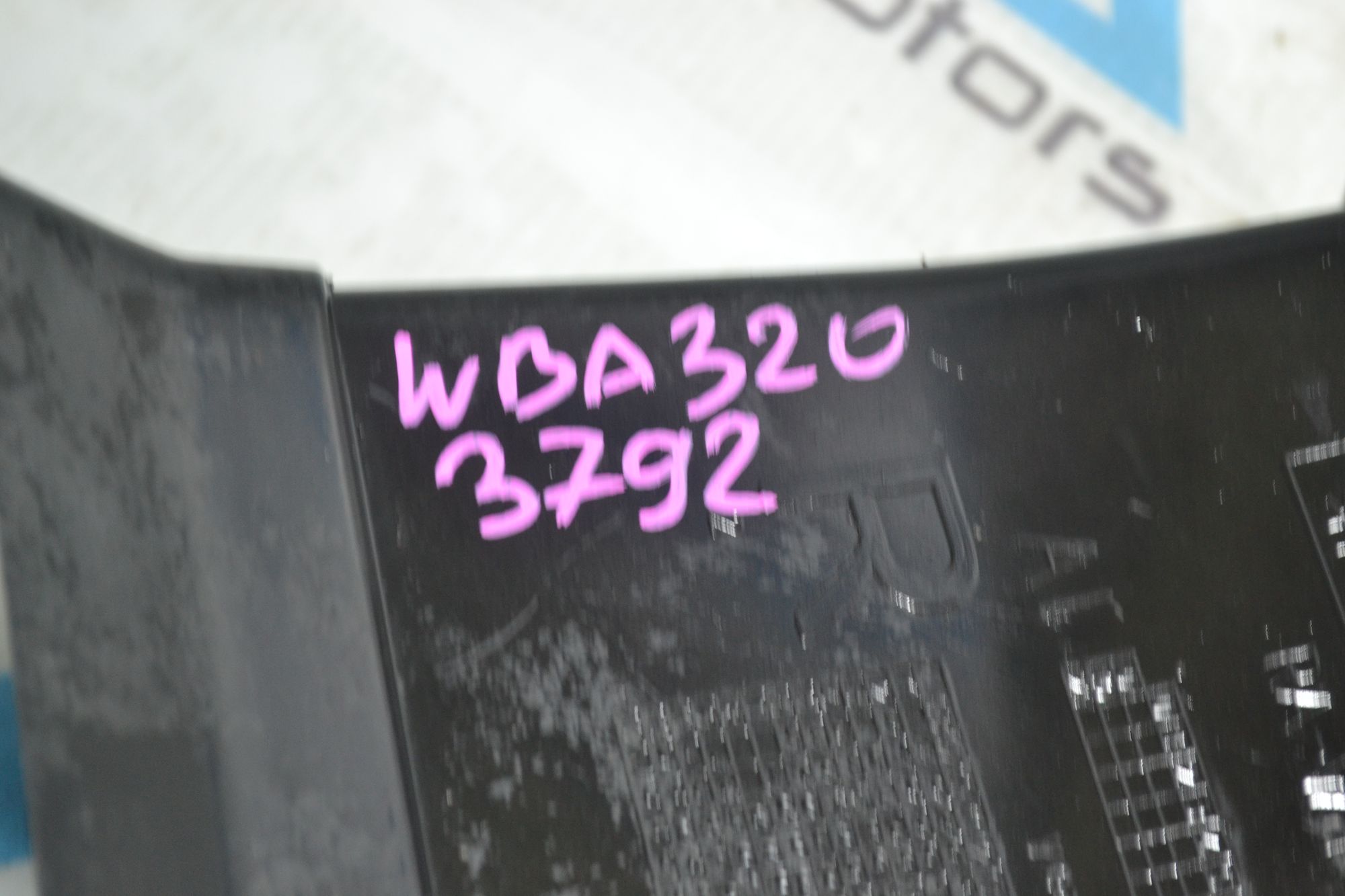 https://ycs.partsauto.market/partsauto-images/thmbs/userImages/b7628e092085f1f91467af1afb6e7630/part/3976c494-7fbe-499c-8374-231b88477be4_1781078470814.jpg