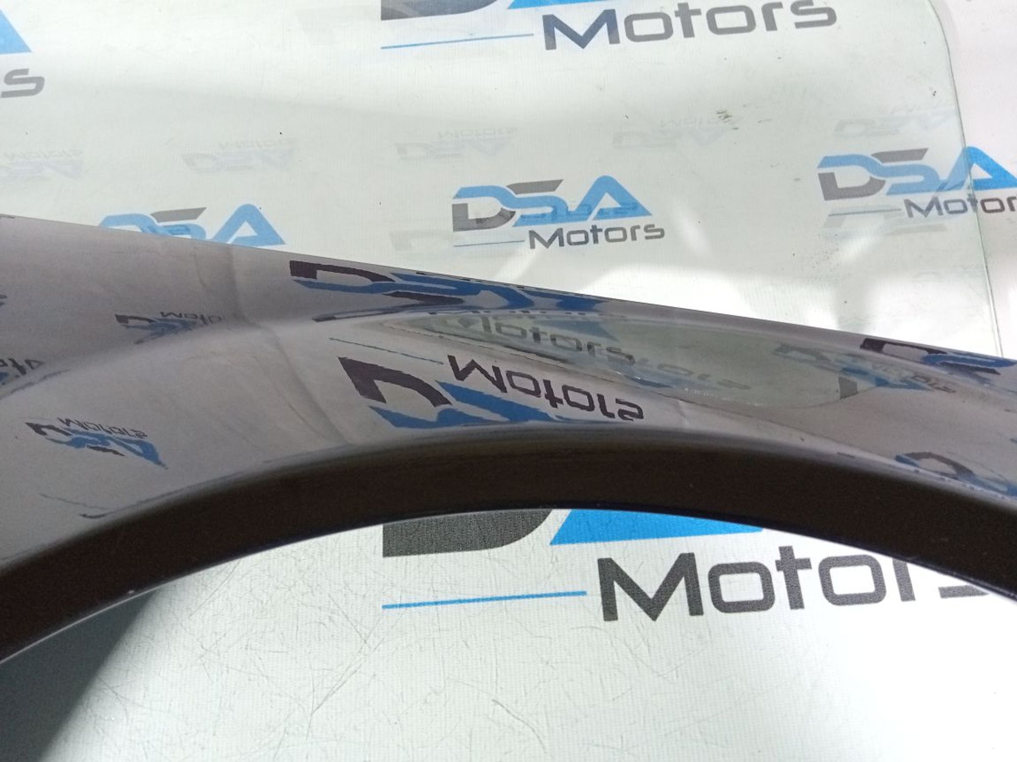 https://ycs.partsauto.market/partsauto-images/thmbs/userImages/b7628e092085f1f91467af1afb6e7630/part/3984d529-f710-4d3d-89be-33daf4356305_1745843444437.jpg
