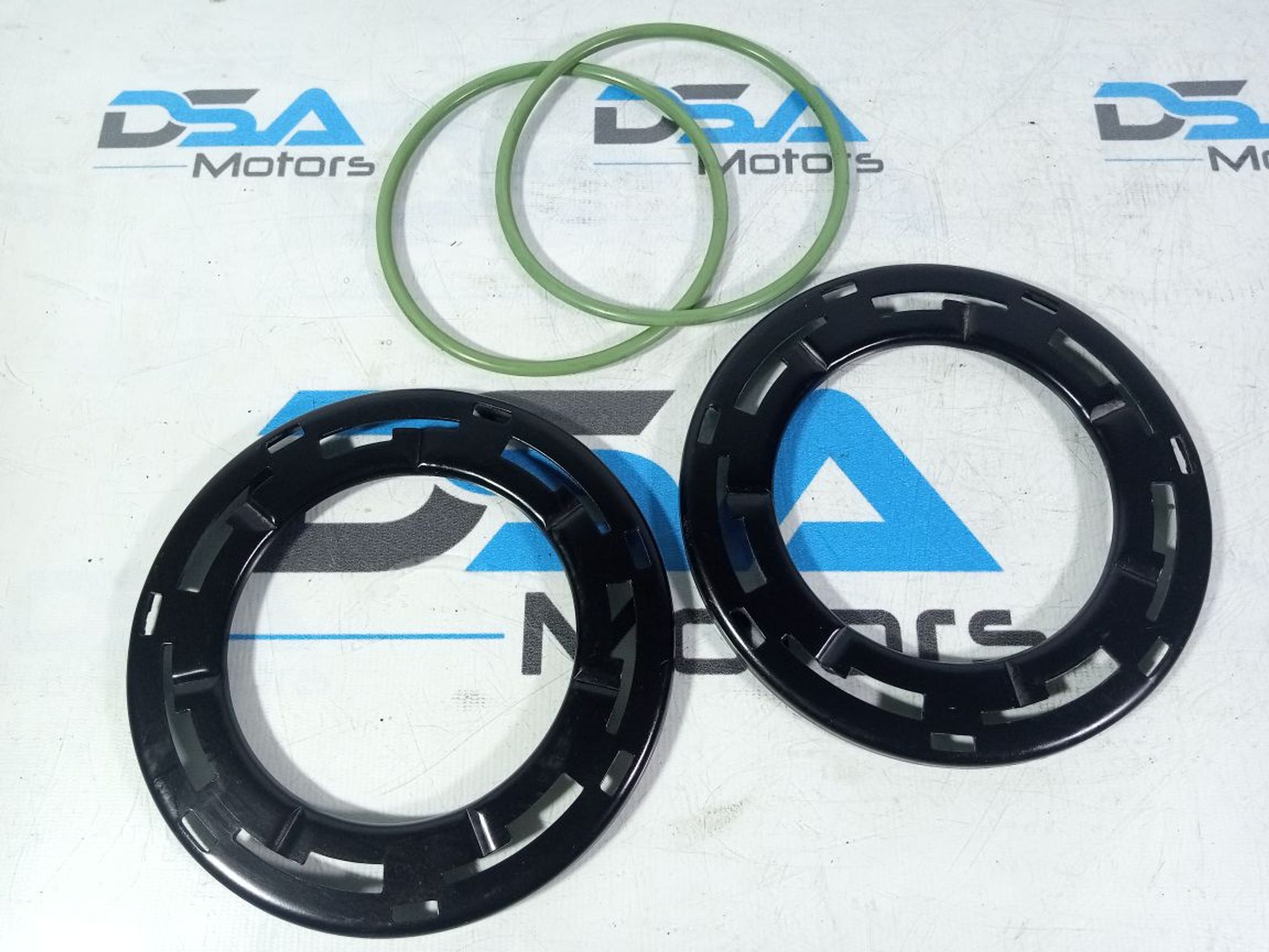 https://ycs.partsauto.market/partsauto-images/thmbs/userImages/b7628e092085f1f91467af1afb6e7630/part/399540ed-cd44-4e88-81fe-793ec1748728_1743088083002.jpg