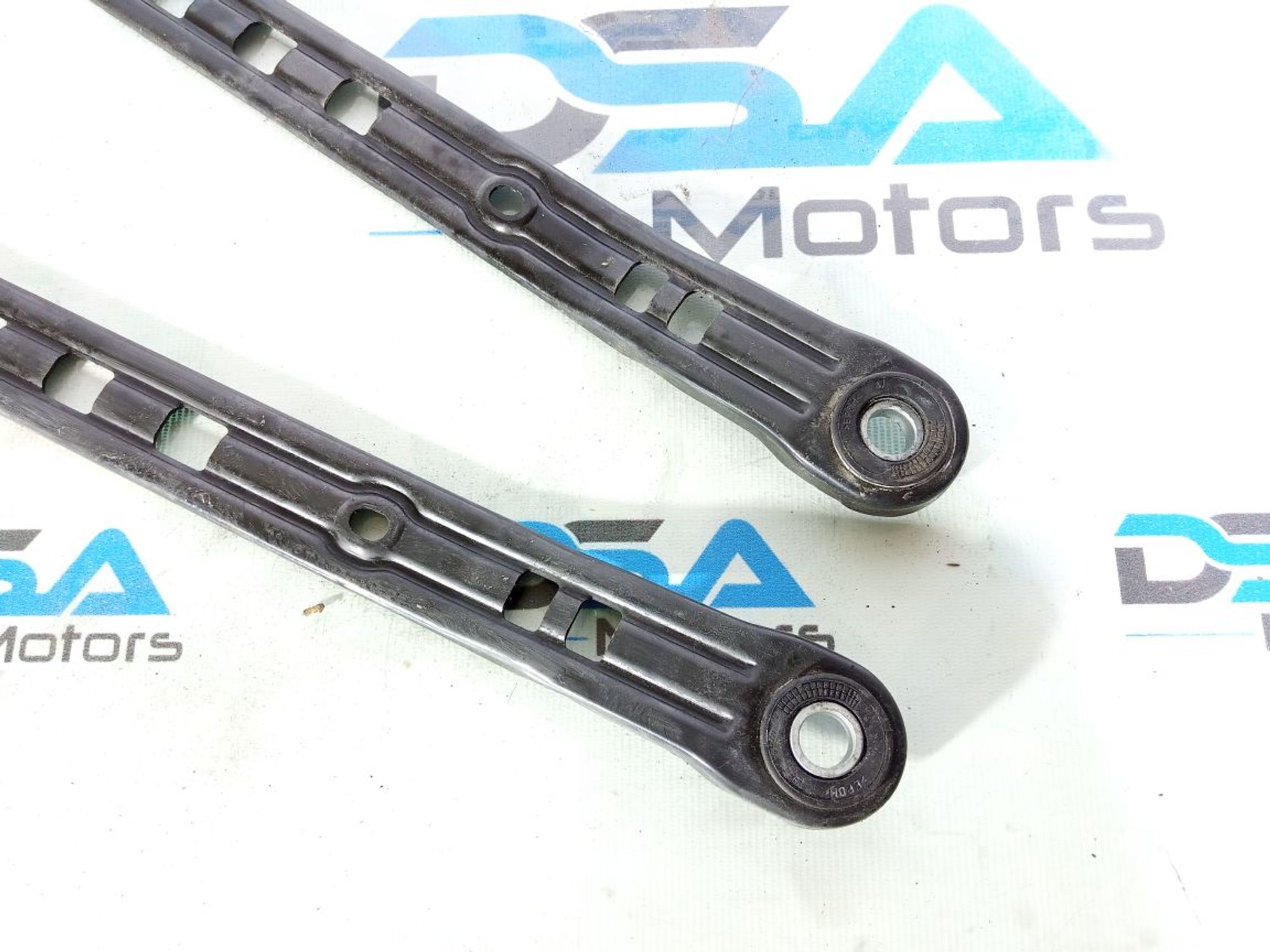 https://ycs.partsauto.market/partsauto-images/thmbs/userImages/b7628e092085f1f91467af1afb6e7630/part/3a10ab24-78c9-4fbb-ac3e-2567aead83e0_1740905211089.jpg