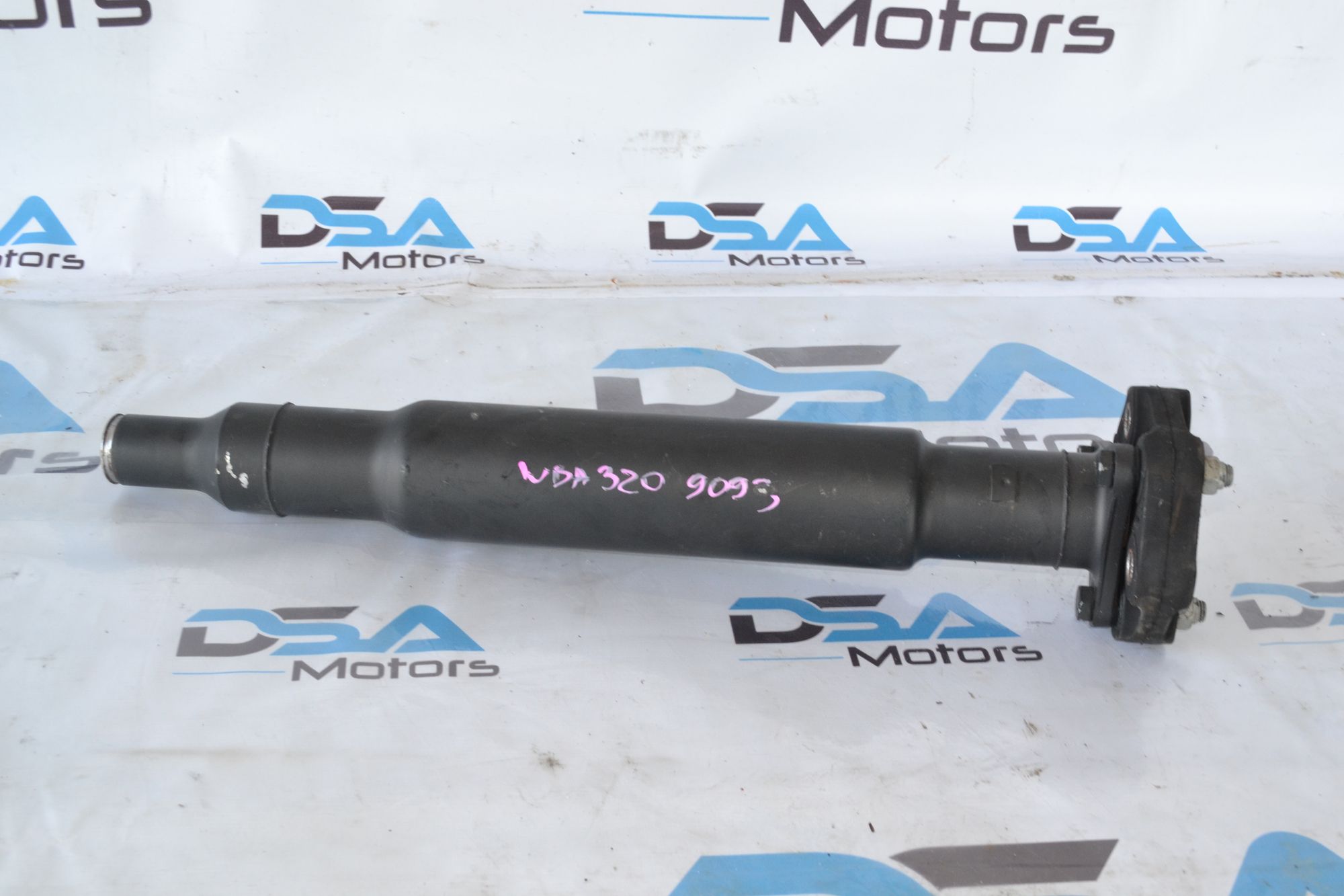https://ycs.partsauto.market/partsauto-images/thmbs/userImages/b7628e092085f1f91467af1afb6e7630/part/3ab5a02f-63e4-420a-8000-b99da86664fb_1781524249502.jpg