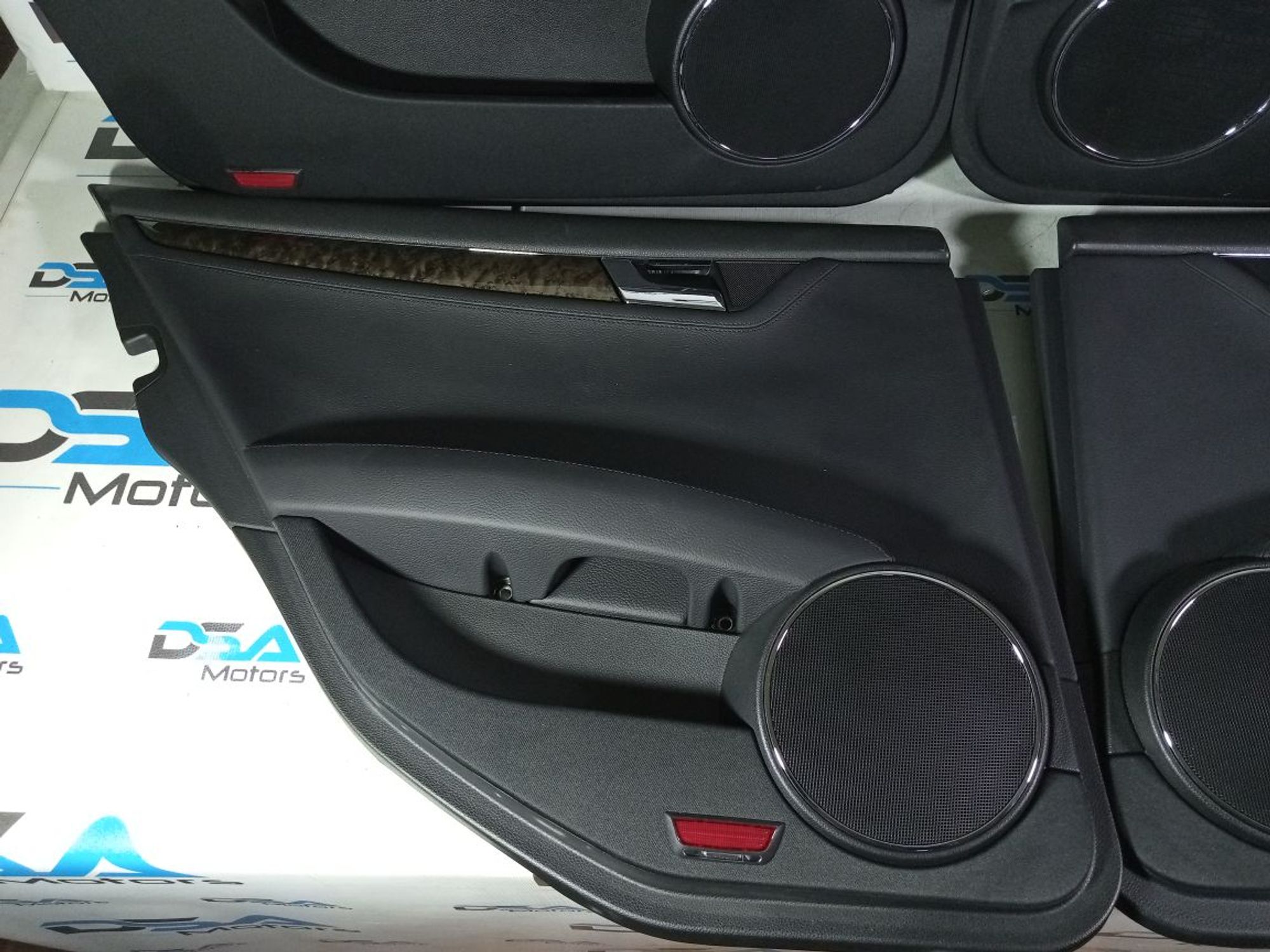 https://ycs.partsauto.market/partsauto-images/thmbs/userImages/b7628e092085f1f91467af1afb6e7630/part/3aca29b5-a973-4413-8f89-359cb7402e79_1741266592719.jpg