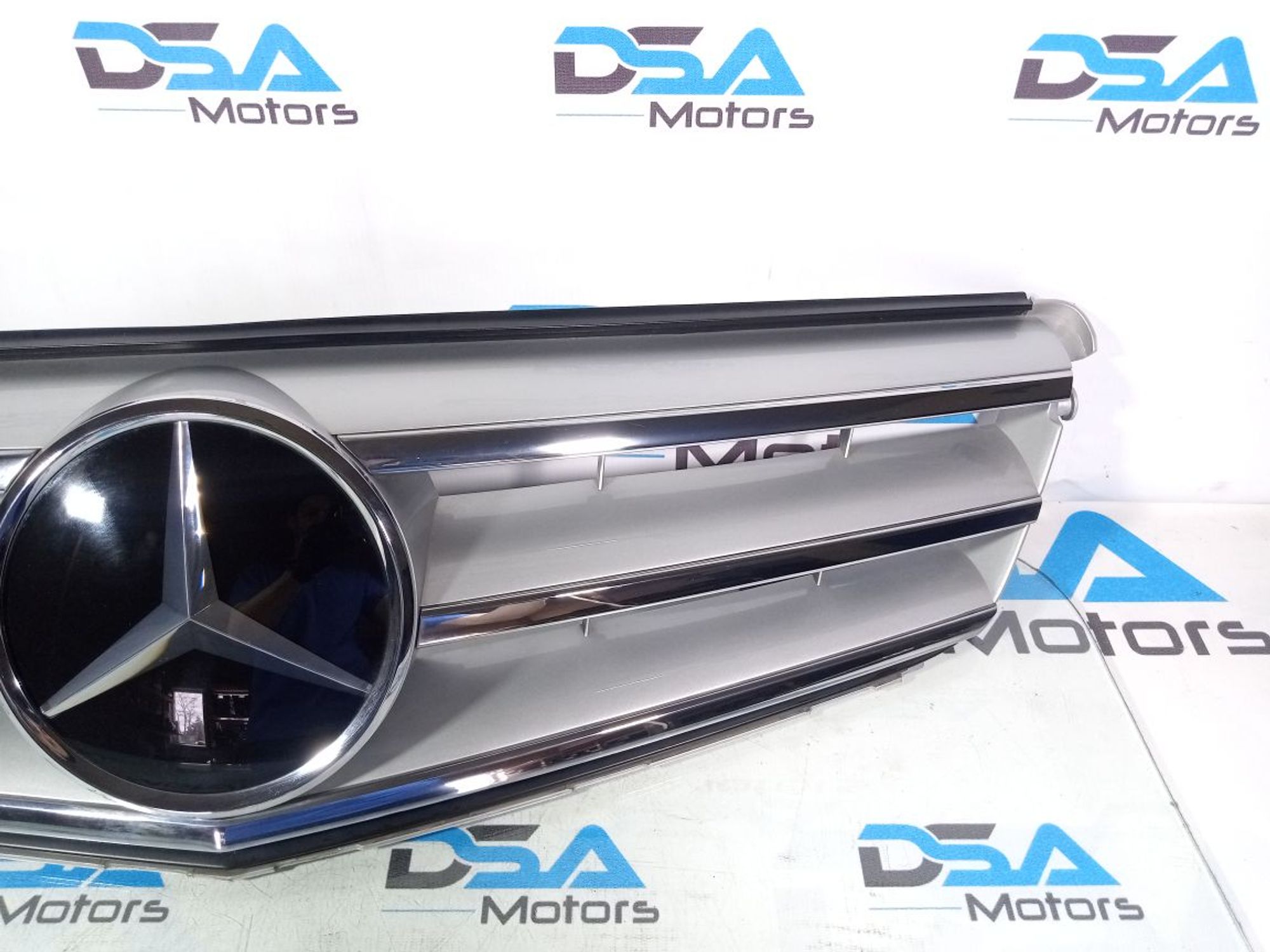 https://ycs.partsauto.market/partsauto-images/thmbs/userImages/b7628e092085f1f91467af1afb6e7630/part/3ae6ed5d-1c54-4792-b234-1cf3b8faa2e1_1742893555367.jpg
