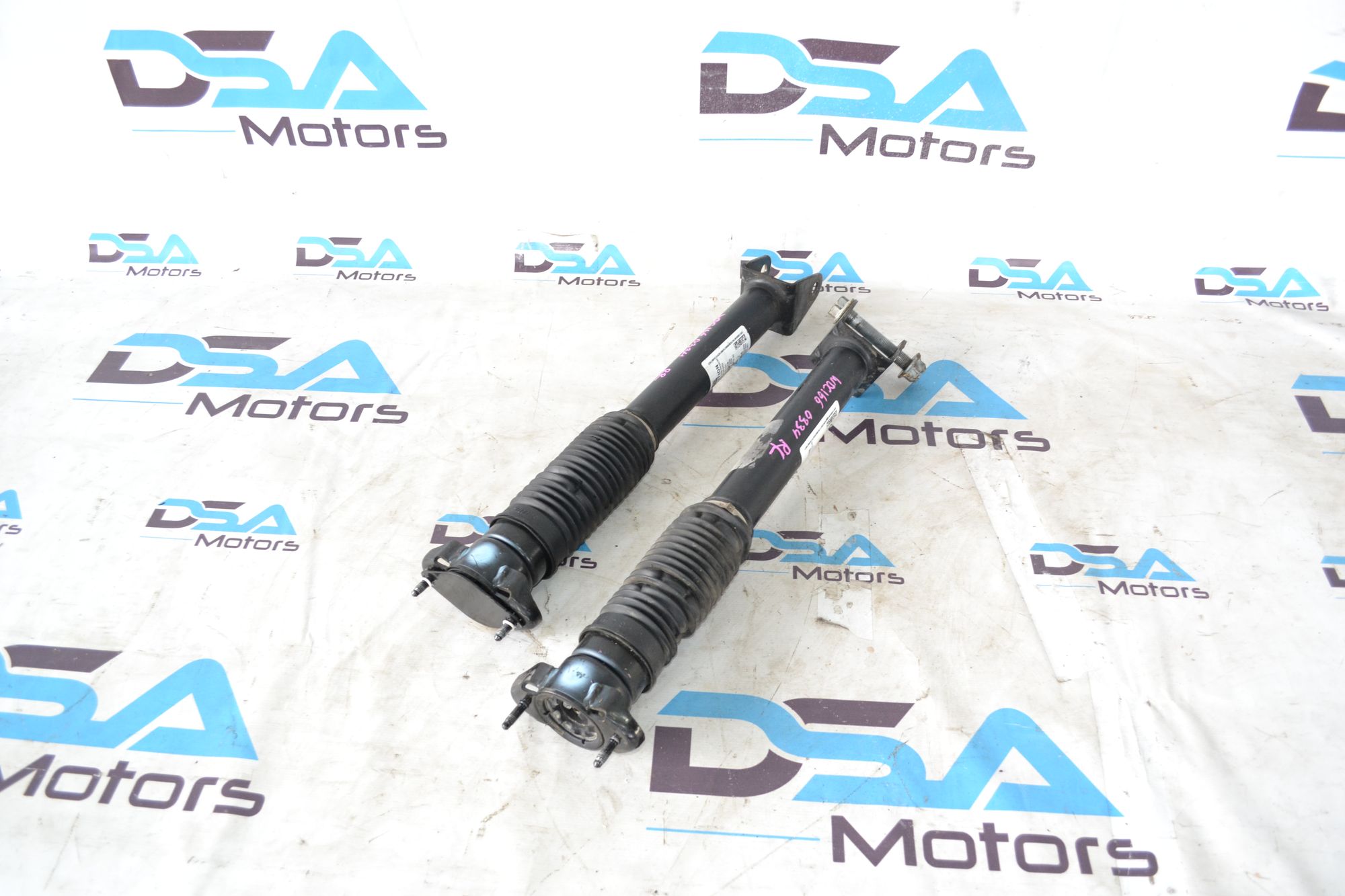 https://ycs.partsauto.market/partsauto-images/thmbs/userImages/b7628e092085f1f91467af1afb6e7630/part/3b036699-f071-4c55-9de9-5cc4e6de45ad_1785147110530.jpg
