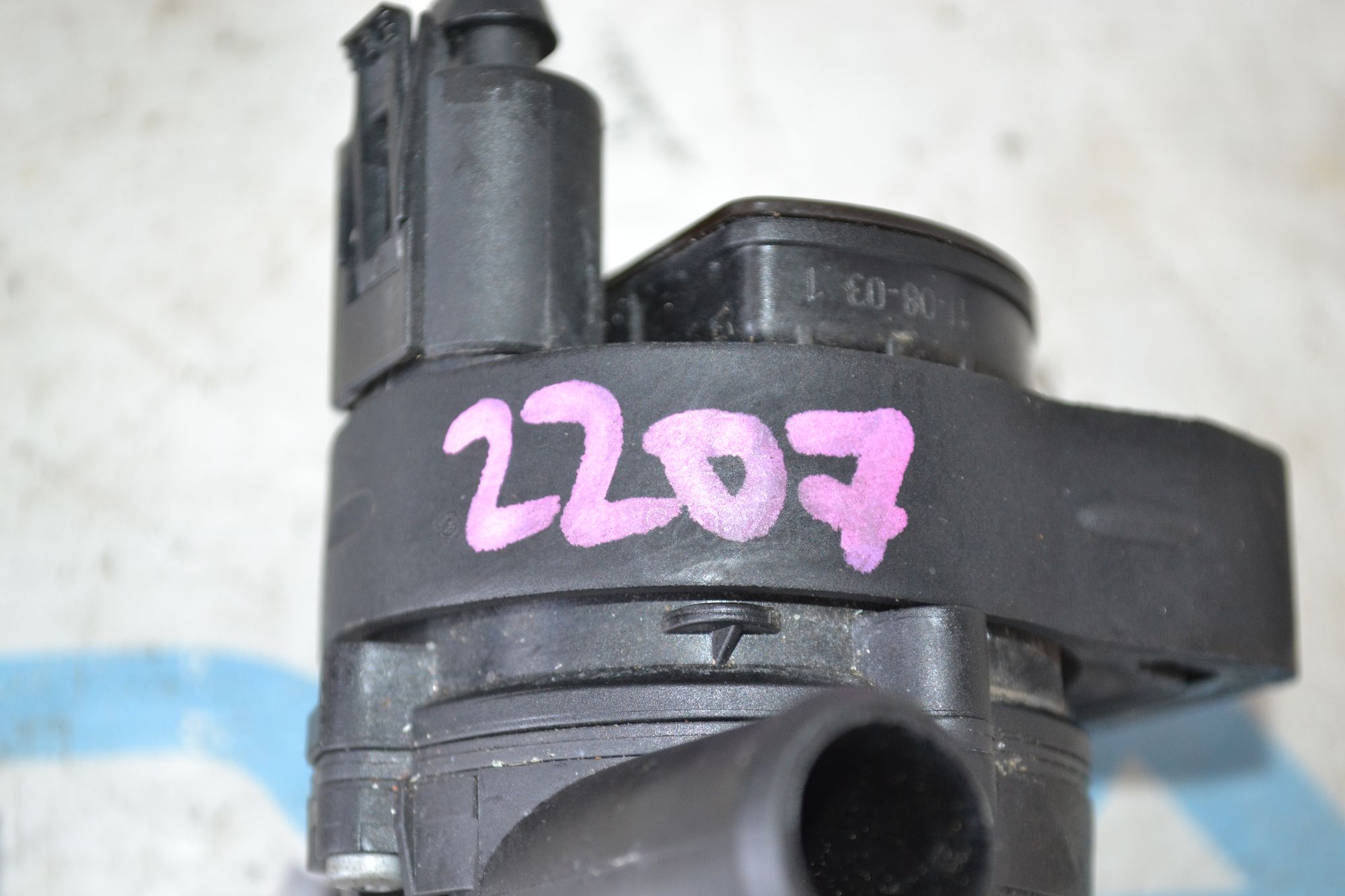 https://ycs.partsauto.market/partsauto-images/thmbs/userImages/b7628e092085f1f91467af1afb6e7630/part/3b8de343-c491-4781-b2e7-d2048ffafc67_1785418161795.jpg