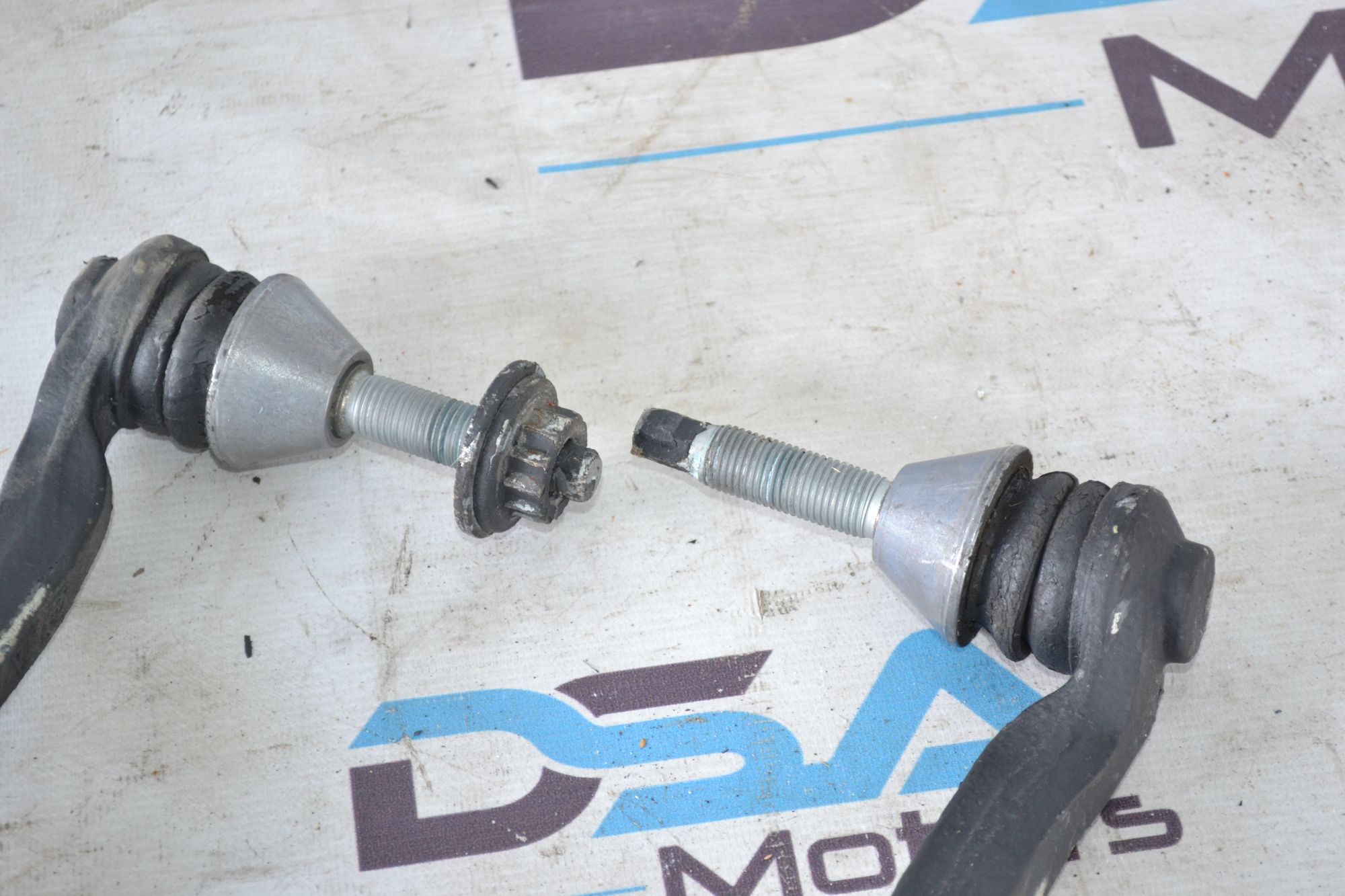 https://ycs.partsauto.market/partsauto-images/thmbs/userImages/b7628e092085f1f91467af1afb6e7630/part/3bcf6e76-13b7-438b-bd4c-f4d8b297302f_1785312536118.jpg