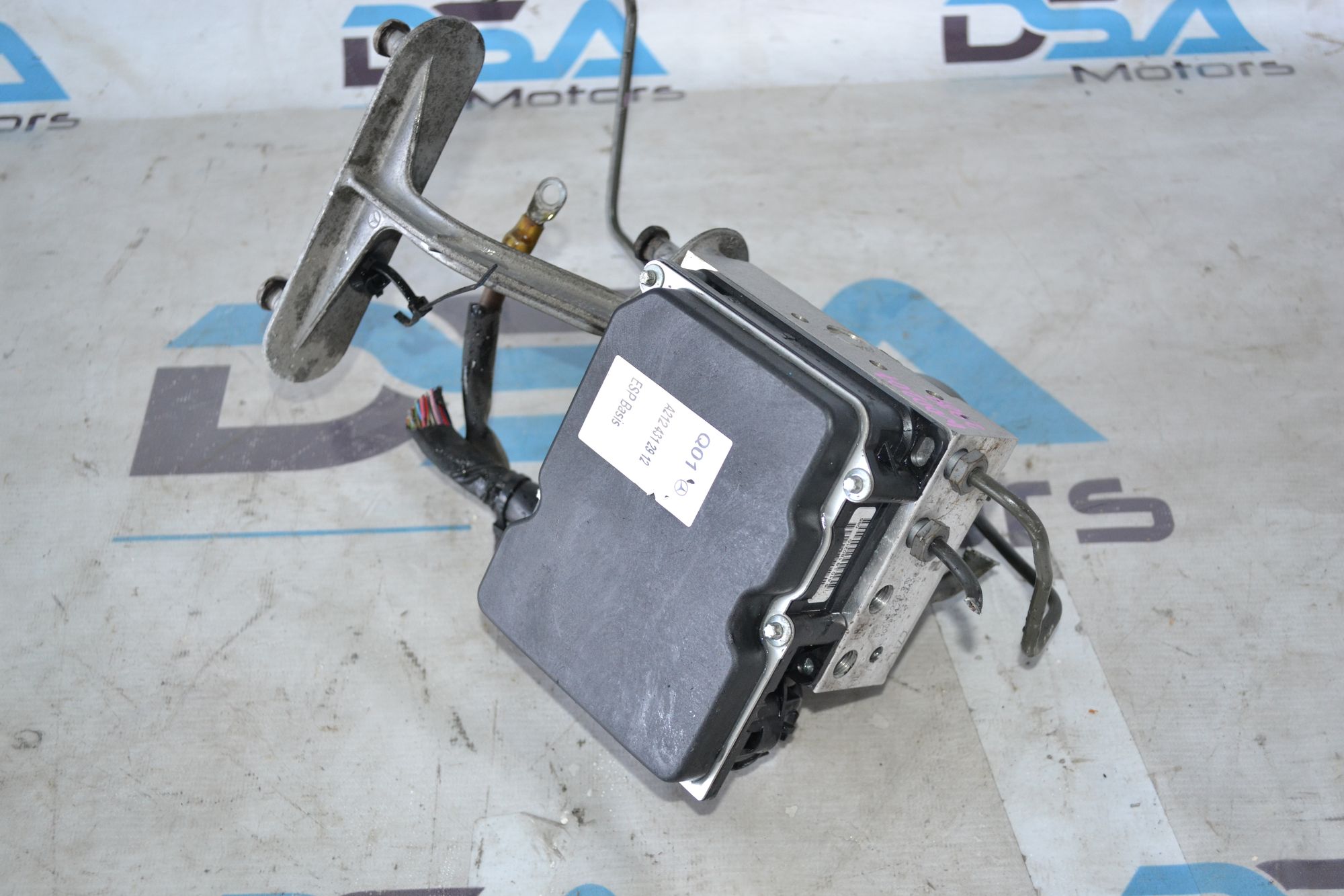 https://ycs.partsauto.market/partsauto-images/thmbs/userImages/b7628e092085f1f91467af1afb6e7630/part/3beead9c-eb2c-44b9-a4a6-558cca112af6_1785420613097.jpg