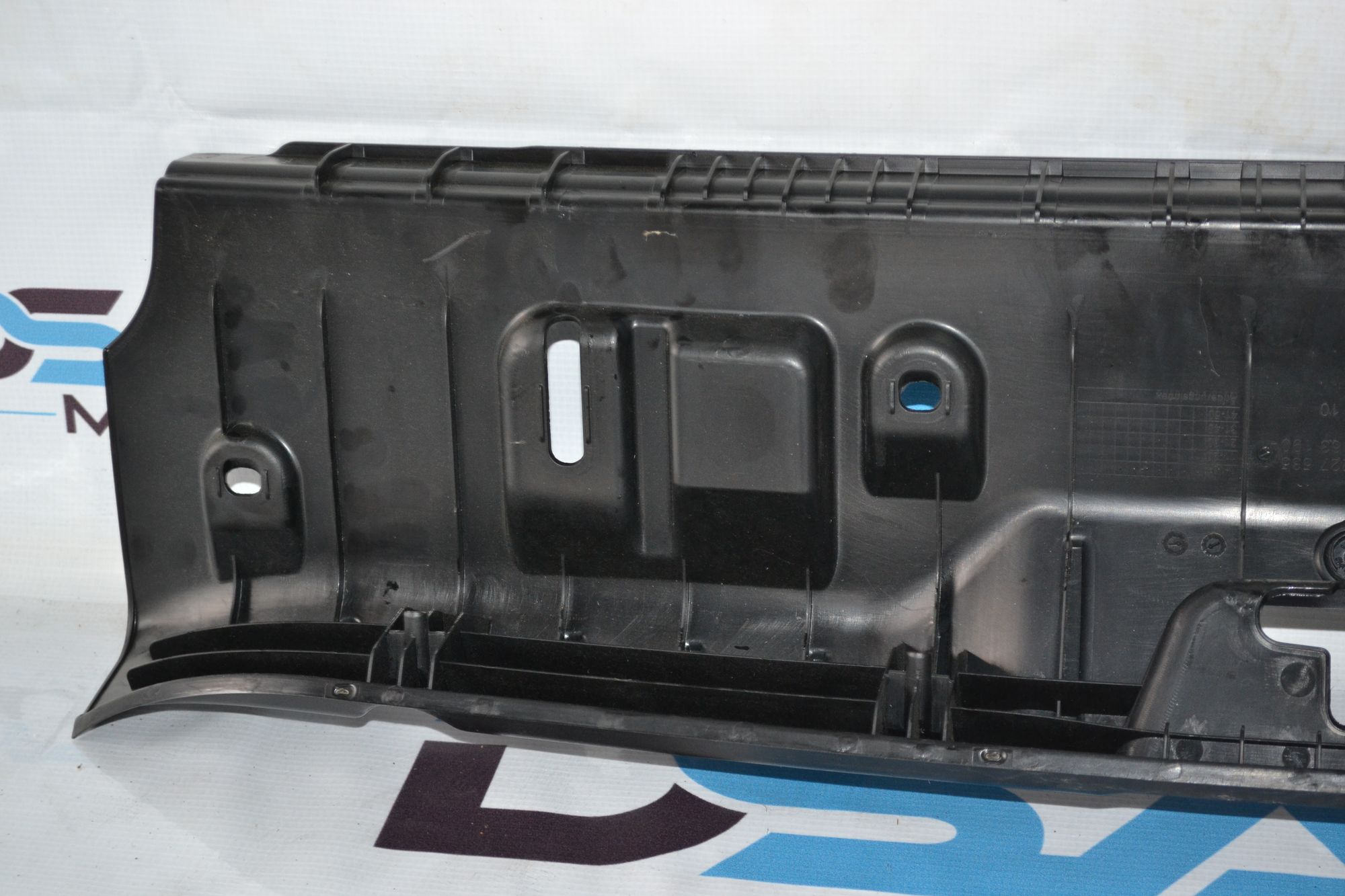 Накладка замка багажника оригинал BMW 5 F10/F18 из Японии, 1400 рублей, Кореновск
