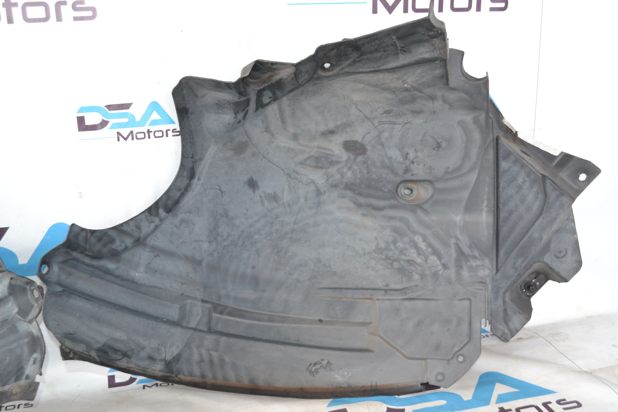 https://ycs.partsauto.market/partsauto-images/thmbs/userImages/b7628e092085f1f91467af1afb6e7630/part/3c565394-8c69-4a05-ba6c-27bf101e4c64_1785136609955.jpg