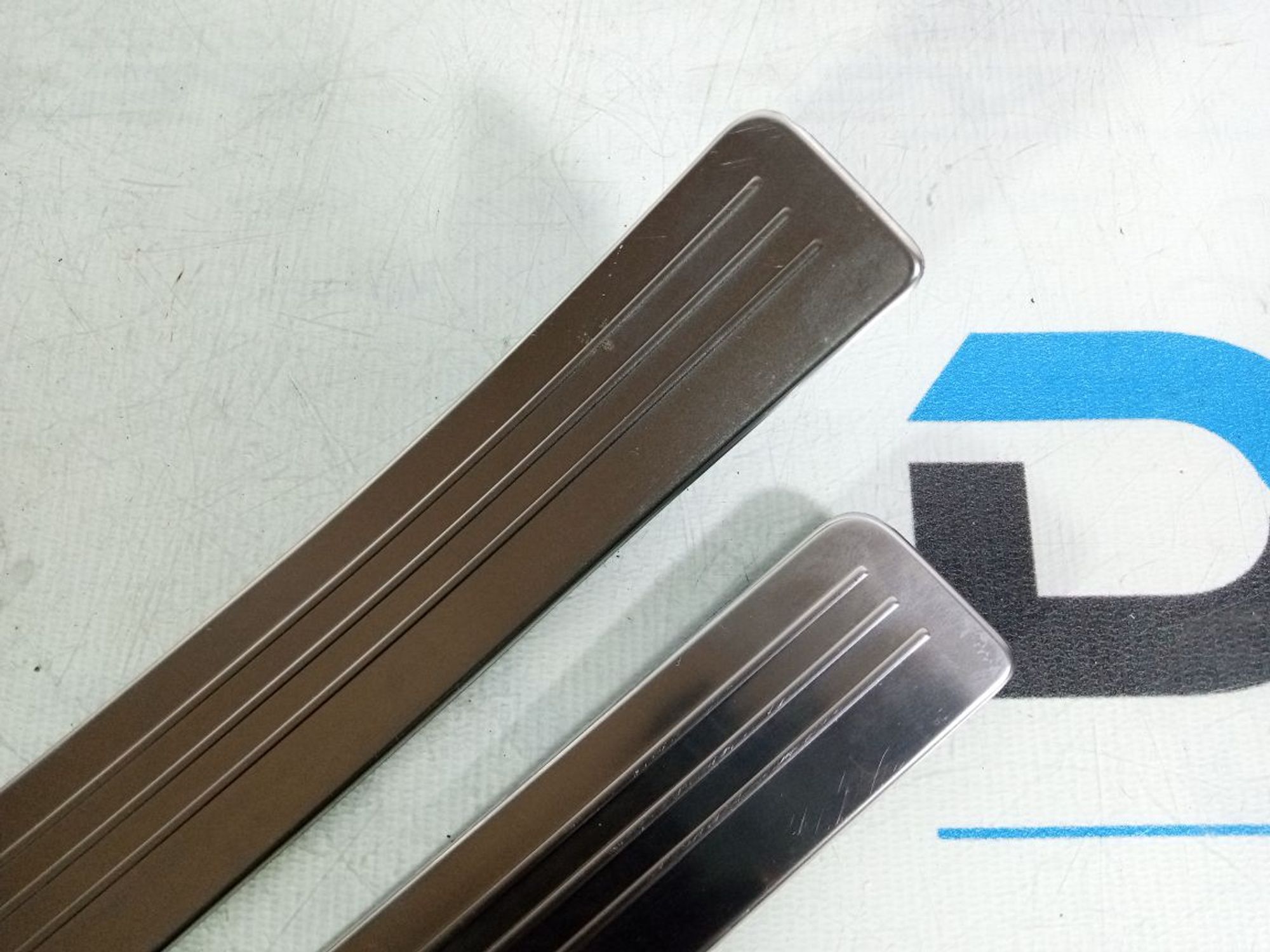 https://ycs.partsauto.market/partsauto-images/thmbs/userImages/b7628e092085f1f91467af1afb6e7630/part/3cab5869-7bbb-4344-b57a-6eb9bda68fde_1741252523097.jpg