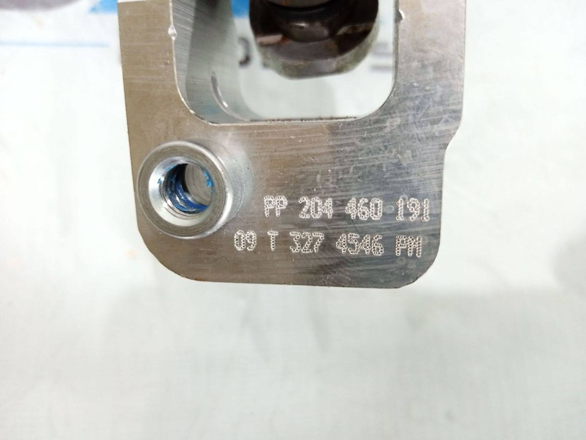https://ycs.partsauto.market/partsauto-images/thmbs/userImages/b7628e092085f1f91467af1afb6e7630/part/3cd23c4e-afe4-462b-86ff-2d4aa6b2f0a6_1730803515653.jpg
