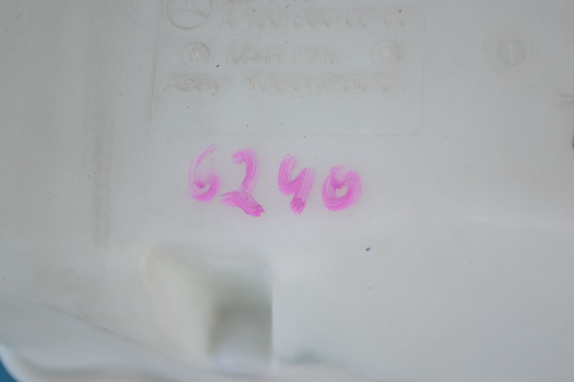 https://ycs.partsauto.market/partsauto-images/thmbs/userImages/b7628e092085f1f91467af1afb6e7630/part/3cf32b79-1860-4eda-89fe-95774d44537c_1785228496046.jpg
